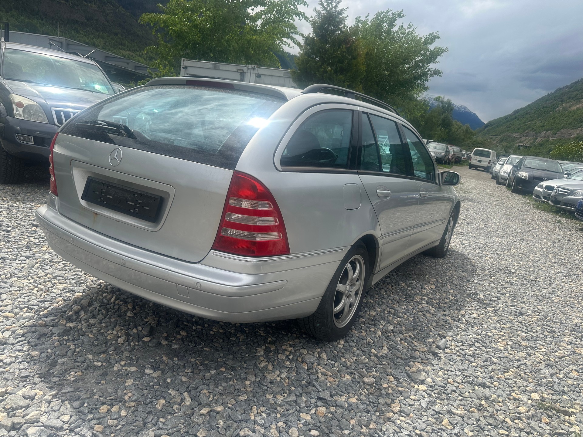 MERCEDES-BENZ C 320 Avantgarde Automatic-image-2