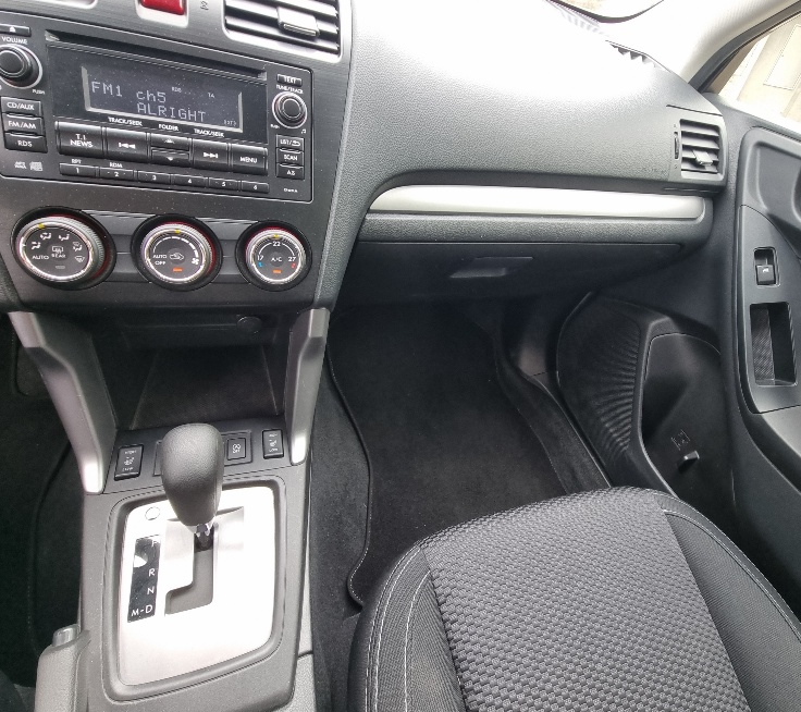 SUBARU Forester 2.0i Advantage Lineartronic-image-11