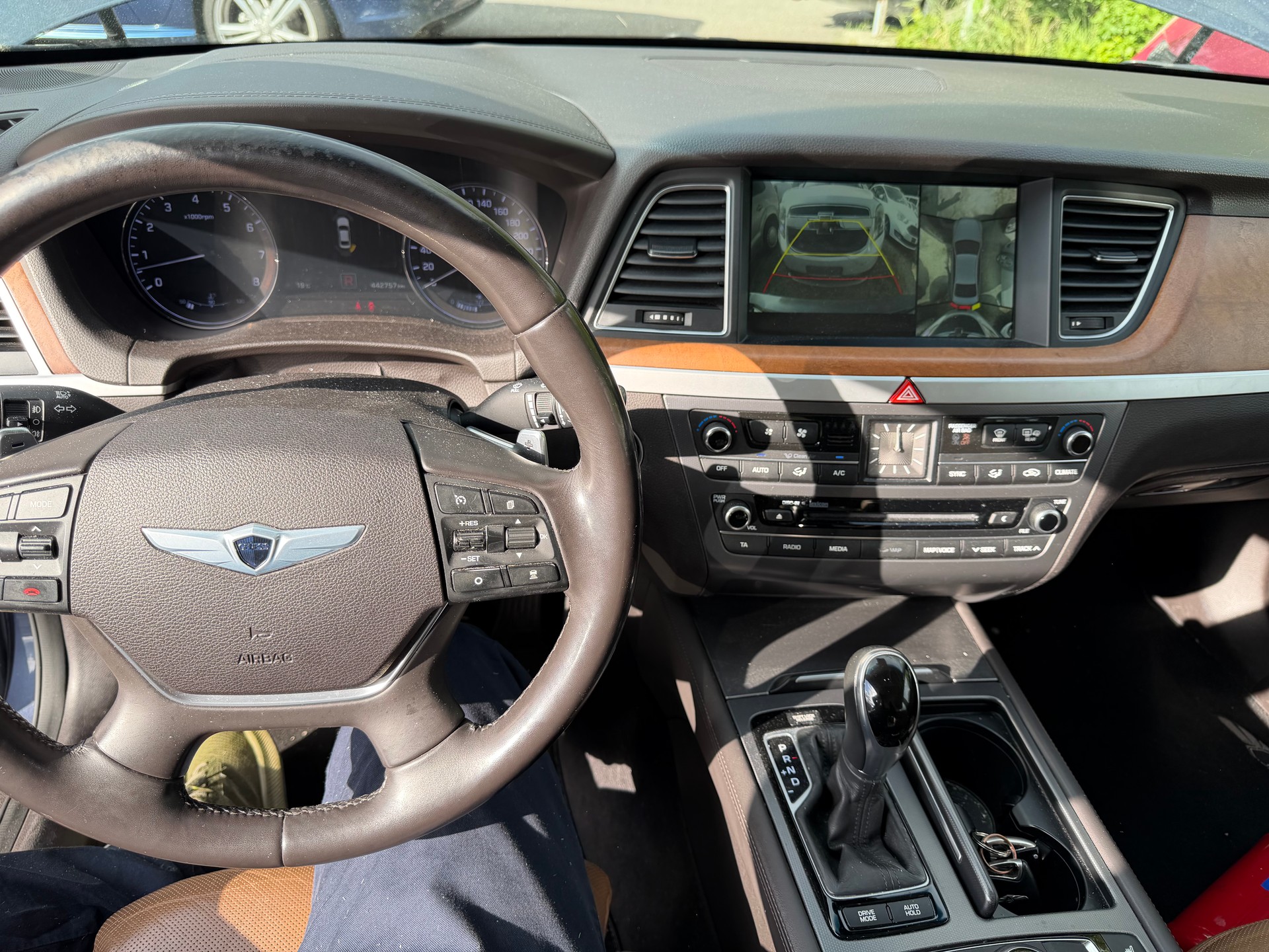 HYUNDAI HYUNDAI Genesis Limousine 3.8 V6 HTRAC 4WD-image-8
