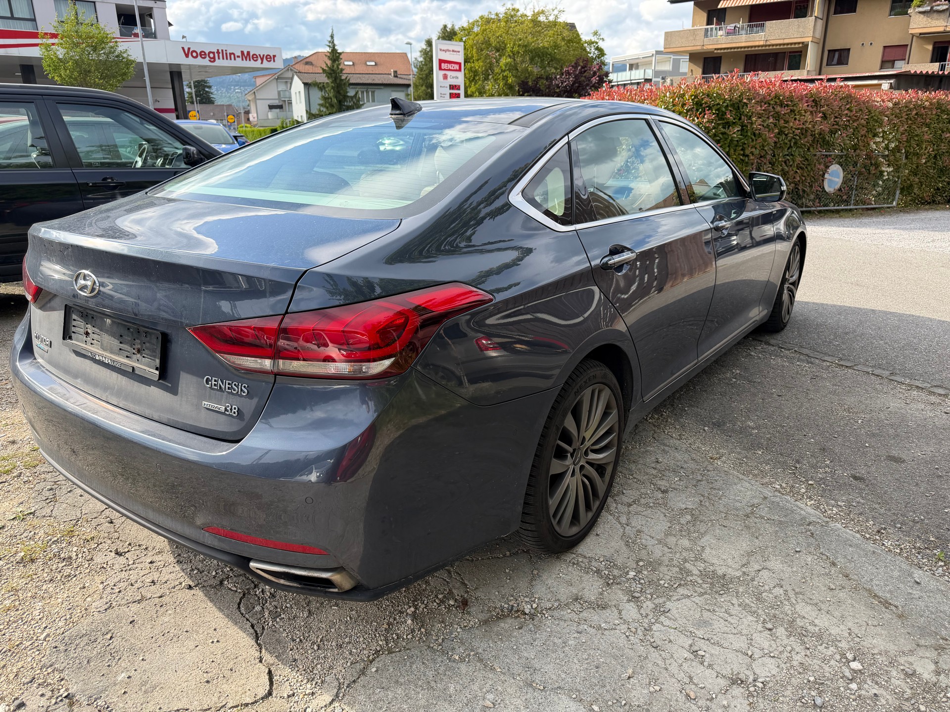 HYUNDAI HYUNDAI Genesis Limousine 3.8 V6 HTRAC 4WD-showroom-element-2