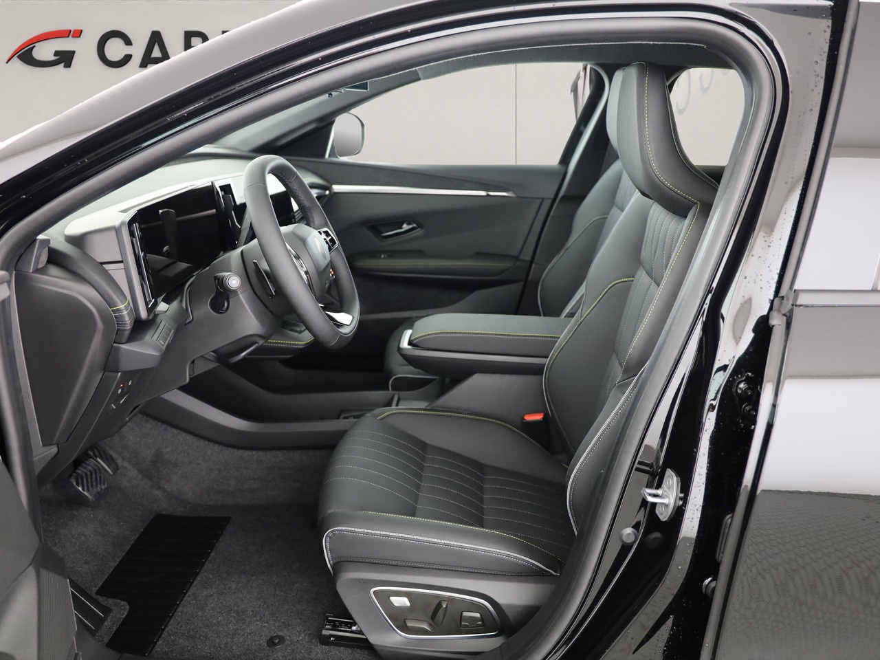 RENAULT Megane-image-5