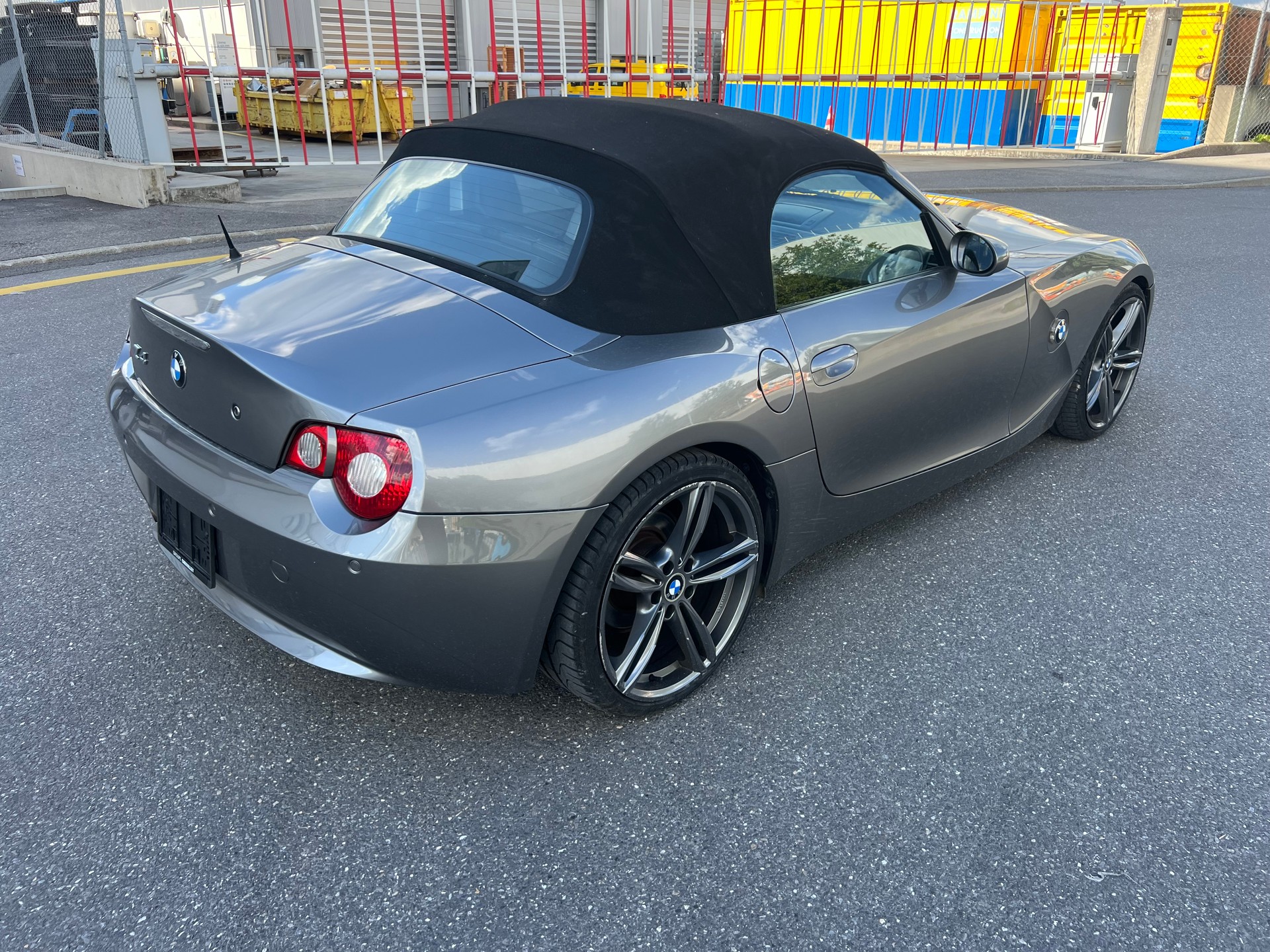 BMW Z4 3.0i Roadster-image-5