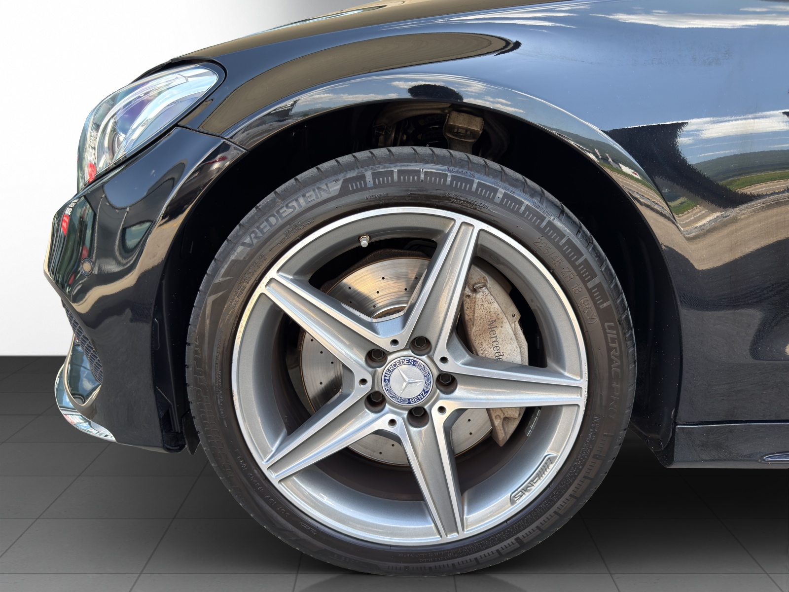 MERCEDES-BENZ C 250 d Swiss Star AMG 4M-image-5
