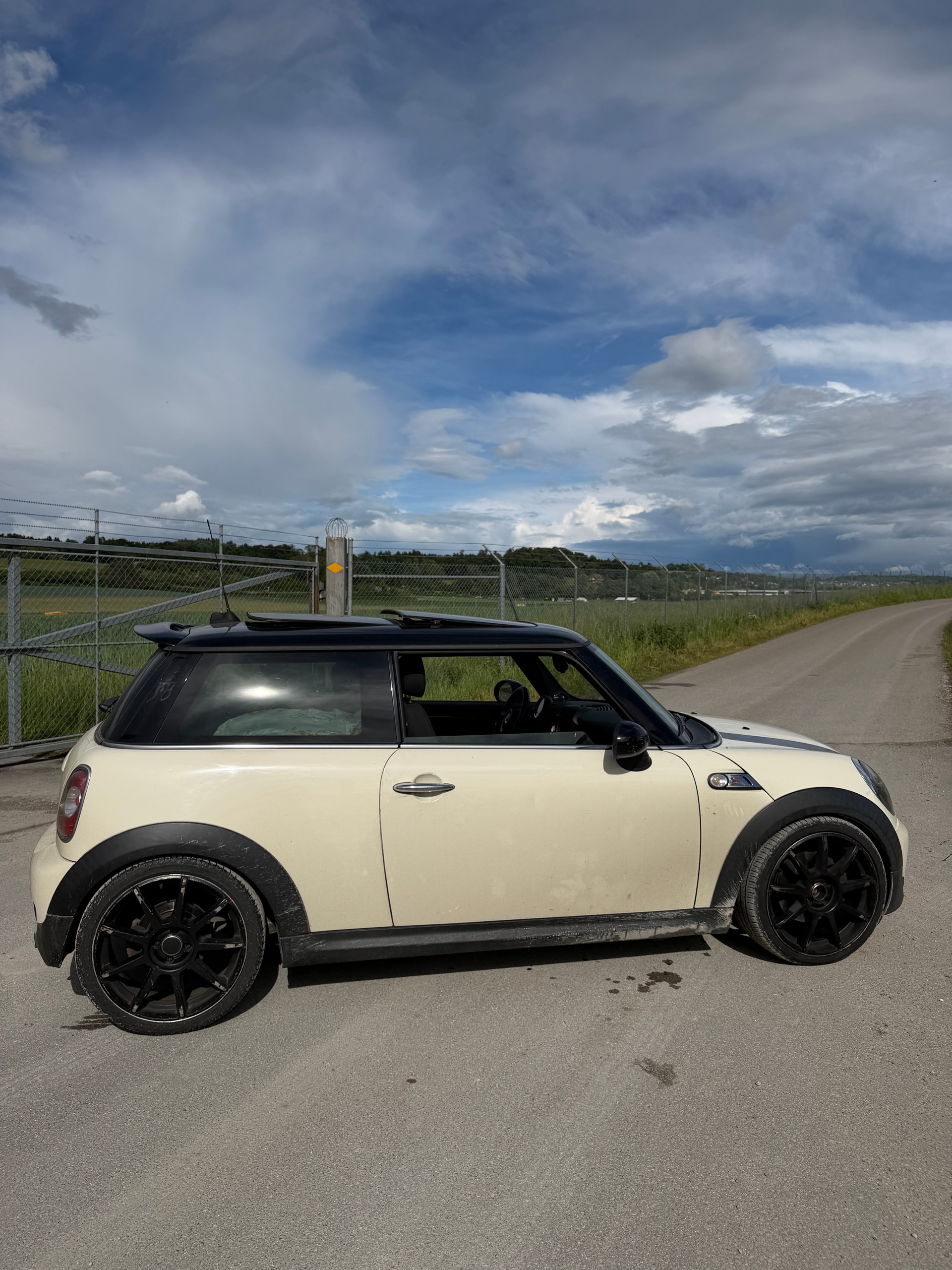MINI Cooper S-image-7