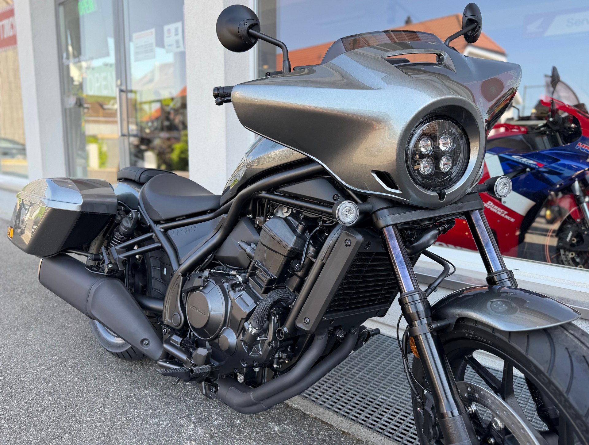 HONDA CMX 1100 Rebel Touring-image-5