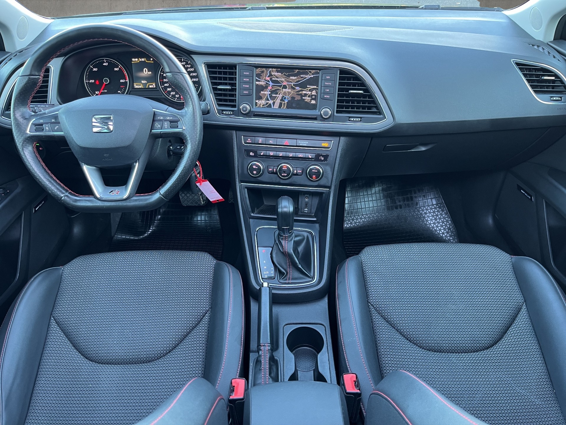 SEAT Leon ST 2.0 TDI FR Line DSG-image-15