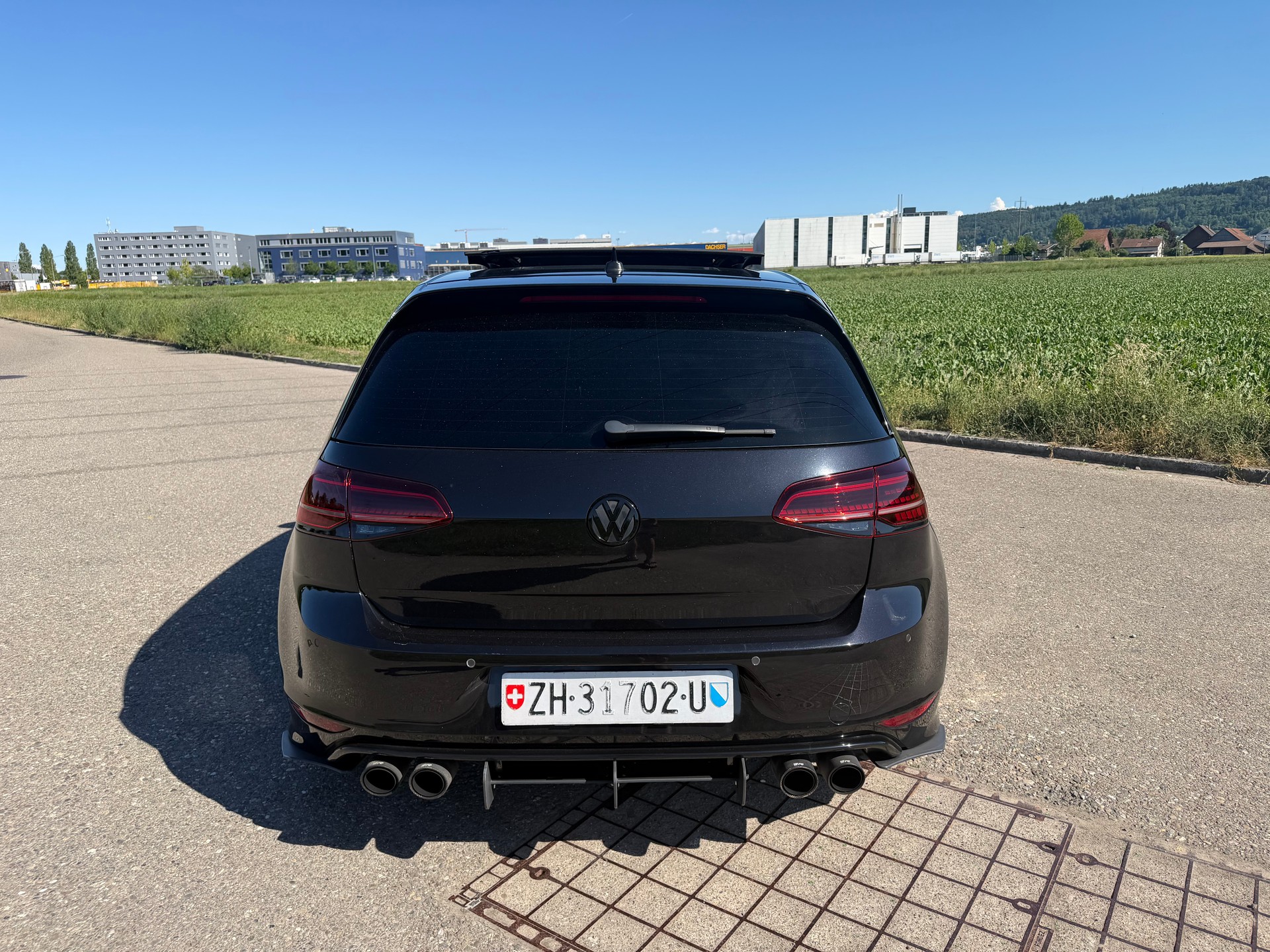 VW Golf 7R 4Motion-image-6
