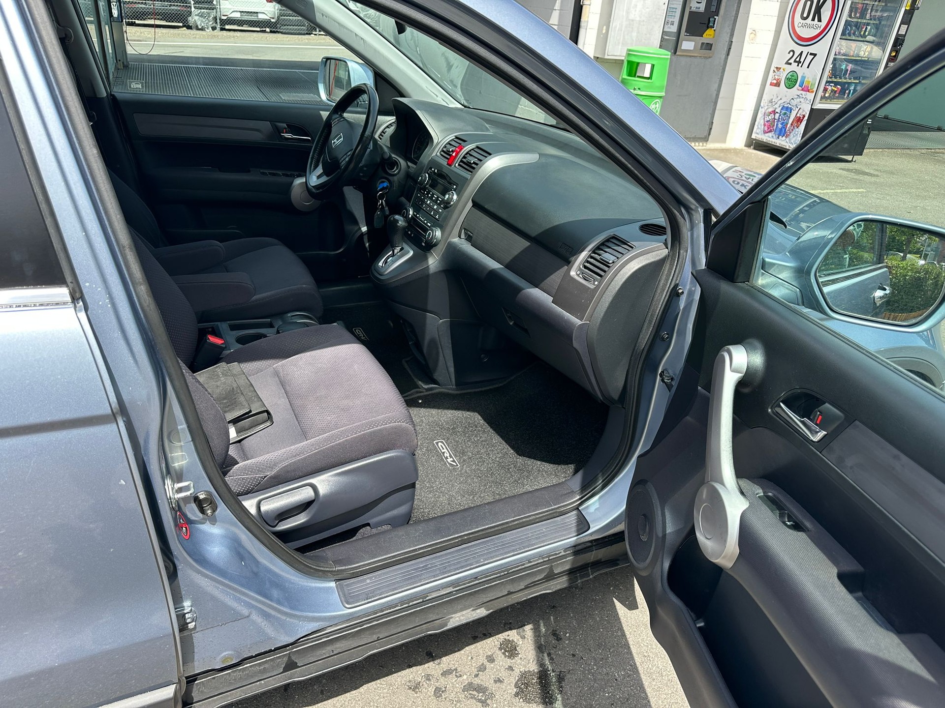 HONDA CR-V-image-9