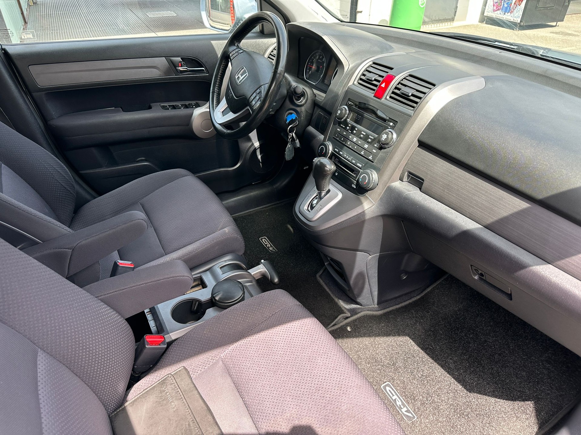 HONDA CR-V-image-6