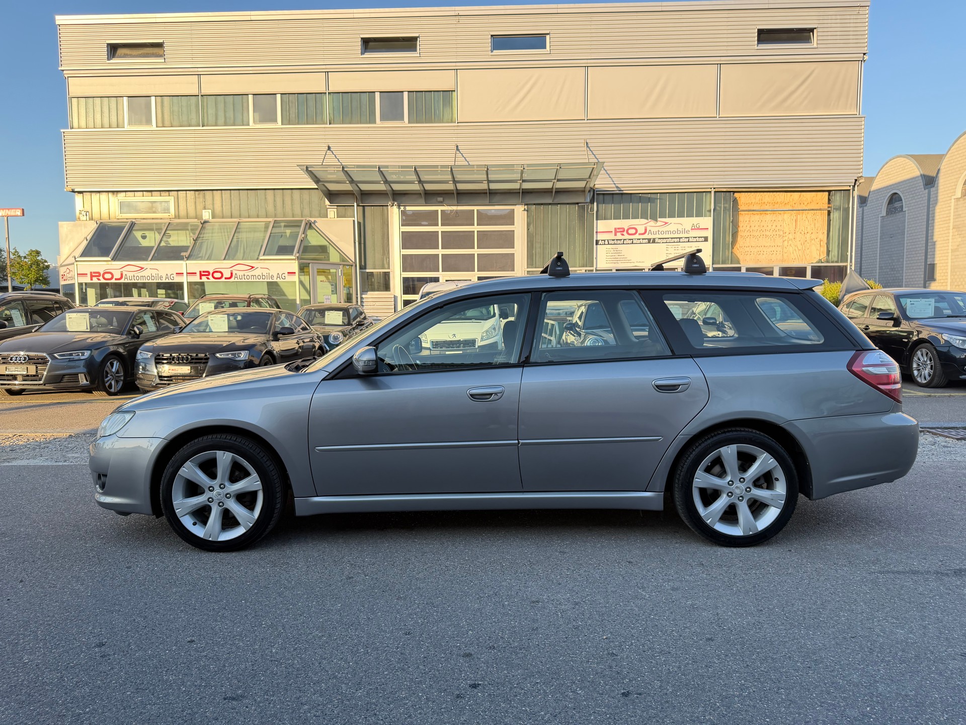 SUBARU Legacy 2.0R AWD Swiss Automatic-image-0