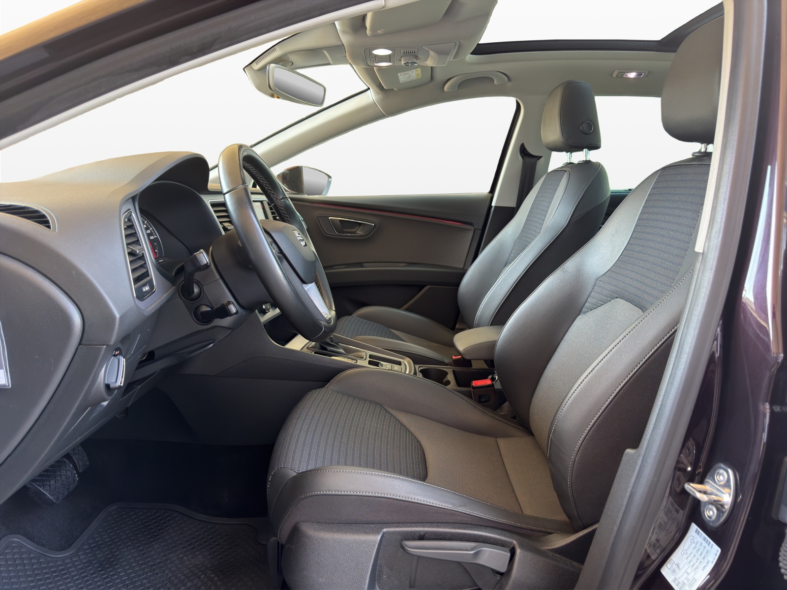 SEAT Leon 2.0 TDI FR Line DSG-image-8