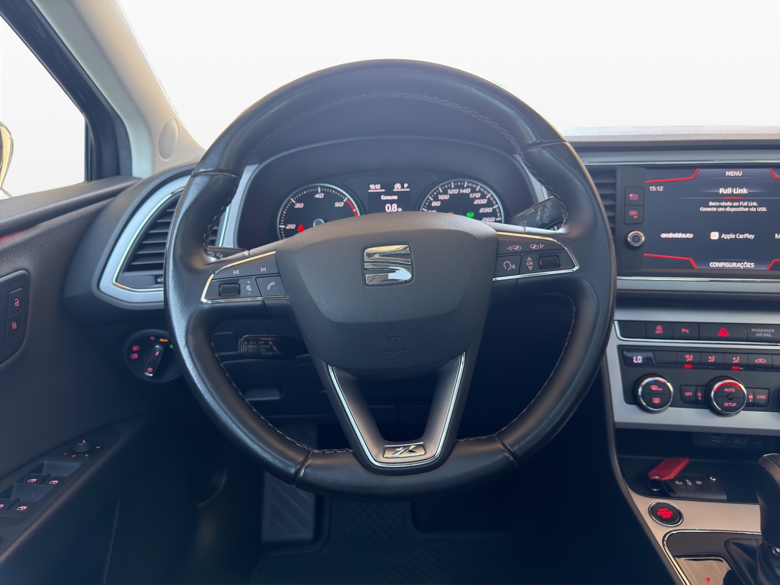 SEAT Leon 2.0 TDI FR Line DSG-image-10