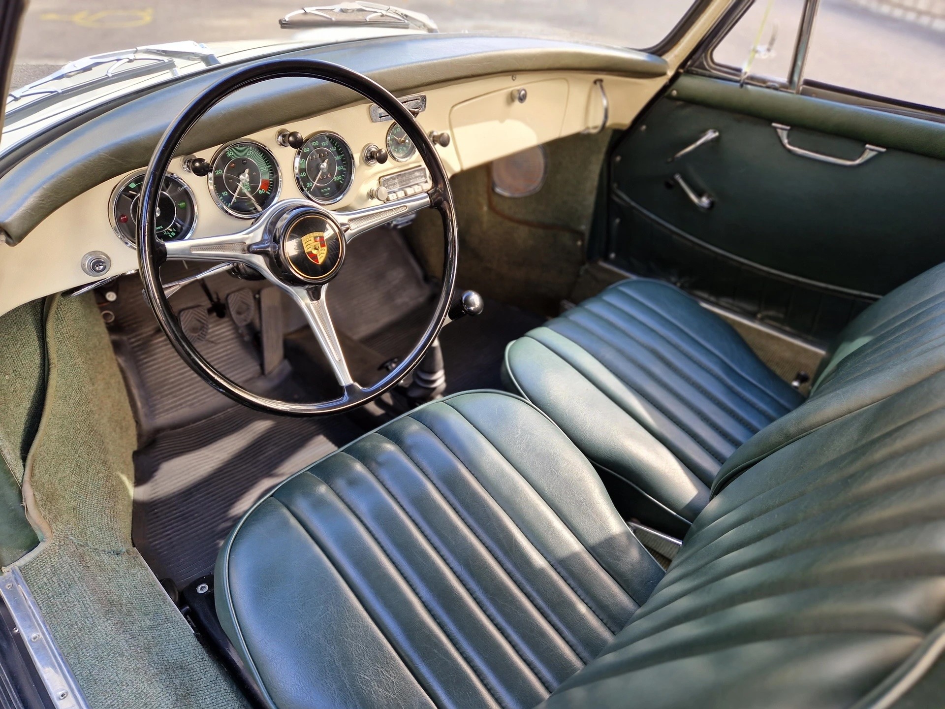PORSCHE B T6-image-3