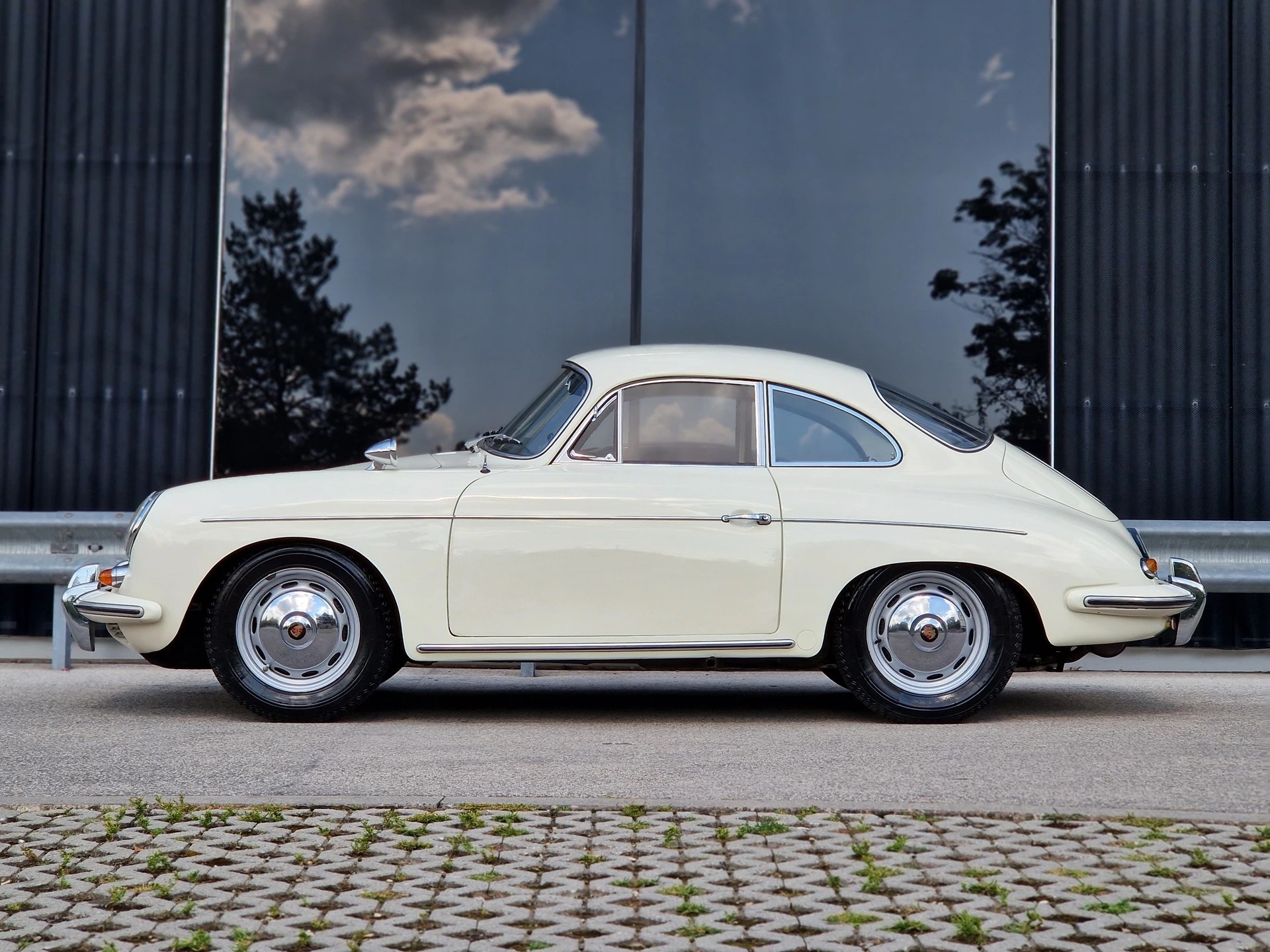 PORSCHE B T6-image-5
