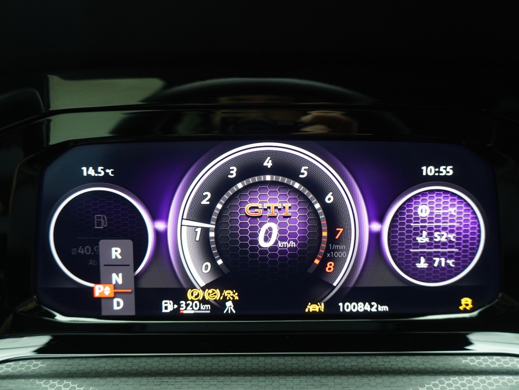 VW Golf 8 2.0 TSI DSG GTI Clubsport Black Style-image-17
