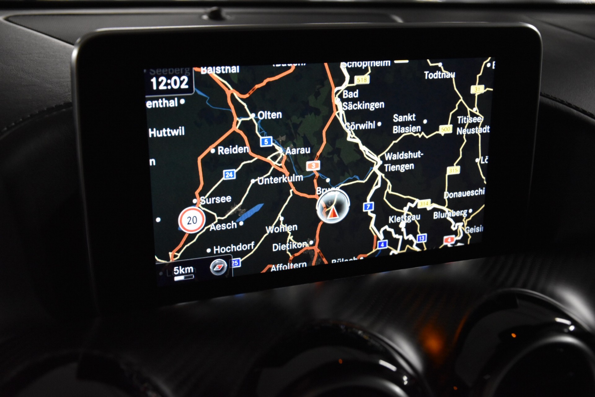 MERCEDES-BENZ AMG GT S Speedshift DCT-image-19