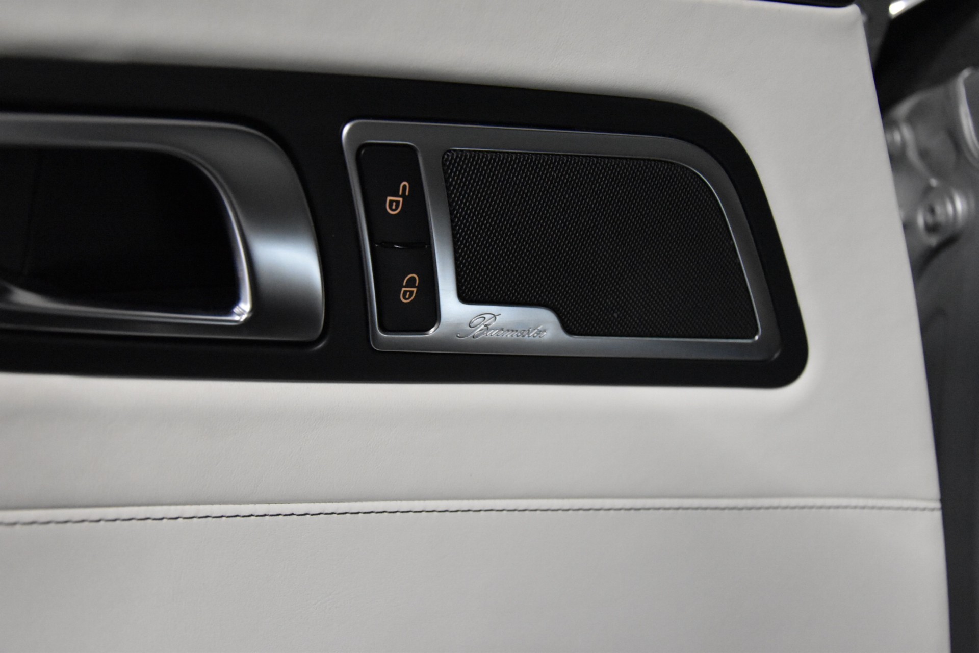 MERCEDES-BENZ AMG GT S Speedshift DCT-image-25