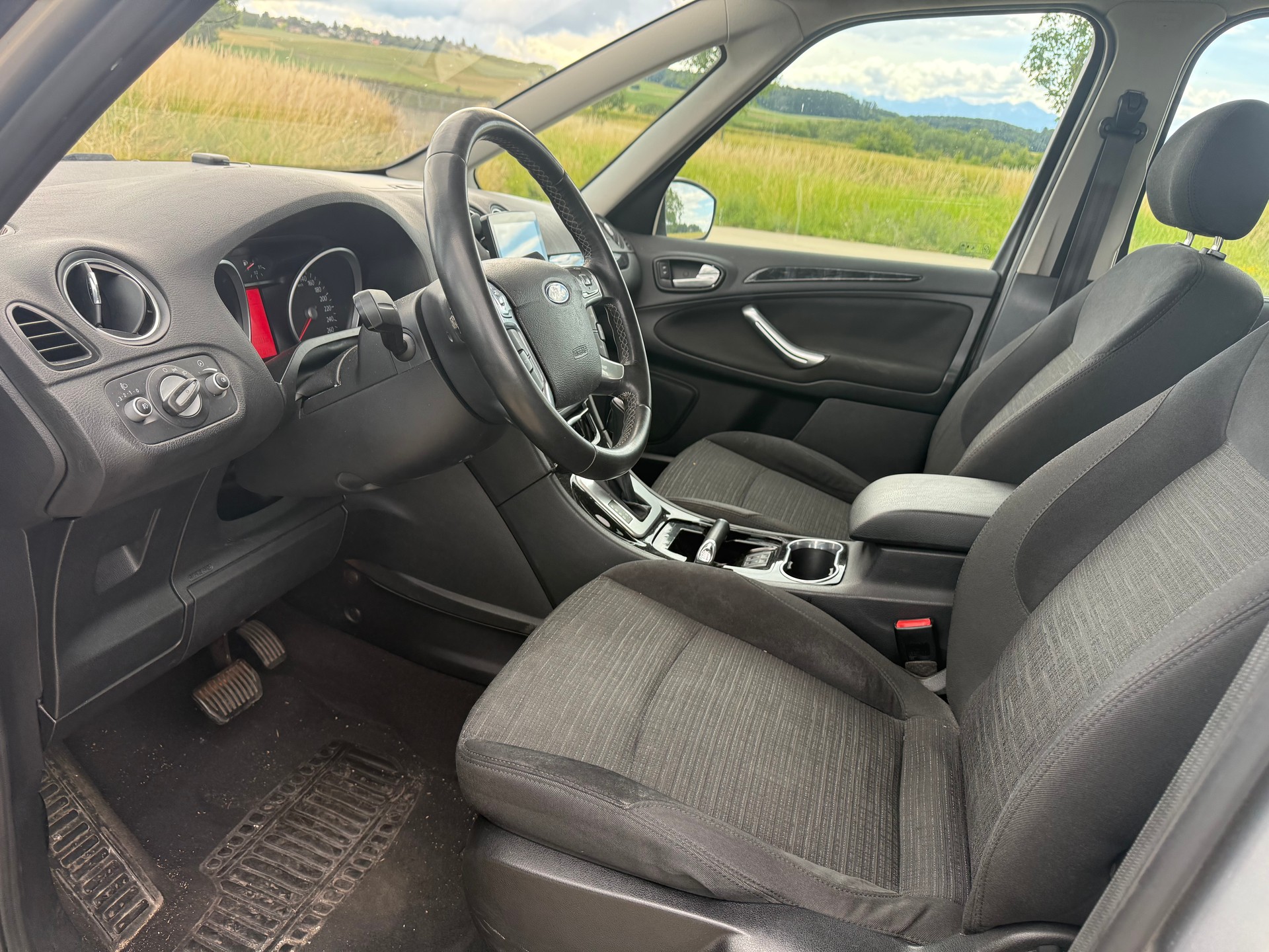 FORD Galaxy 2.0 SCTi Ghia PowerShift-image-11
