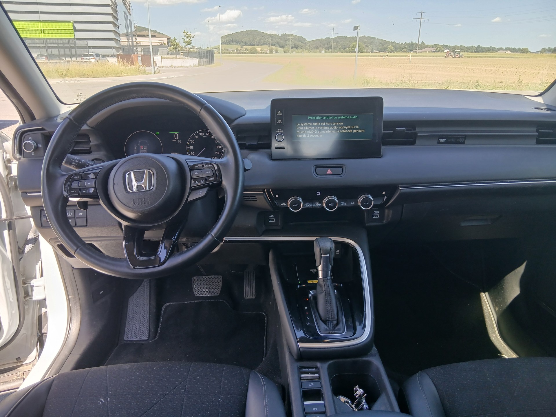 HONDA HR-V 1.5i-MMD Elegance CVT-image-8