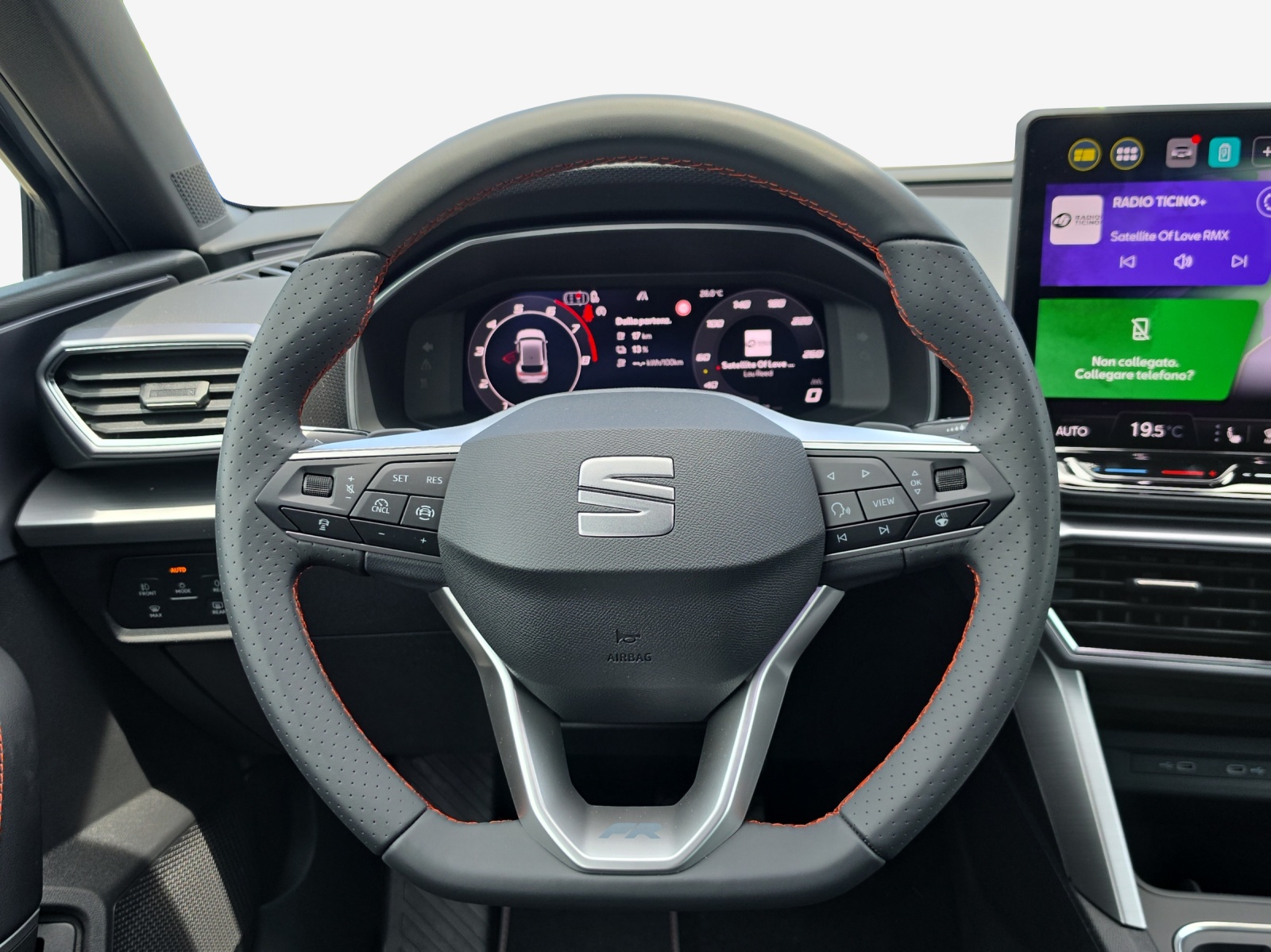 SEAT Leon 1.5 eHybrid pHEV DSG FR-image-9