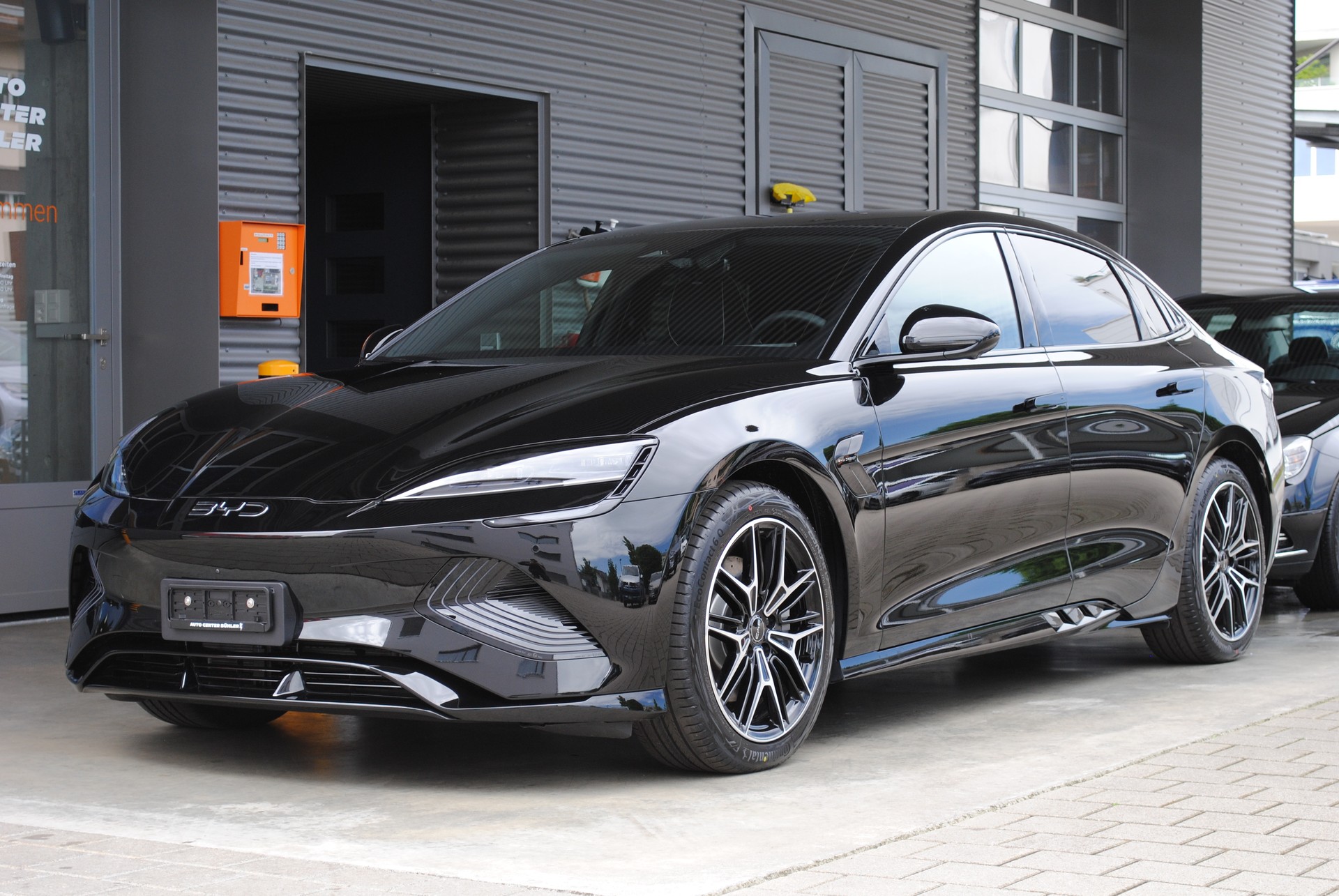 BYD Seal 82,2 kWh Excellence AWD-image-0