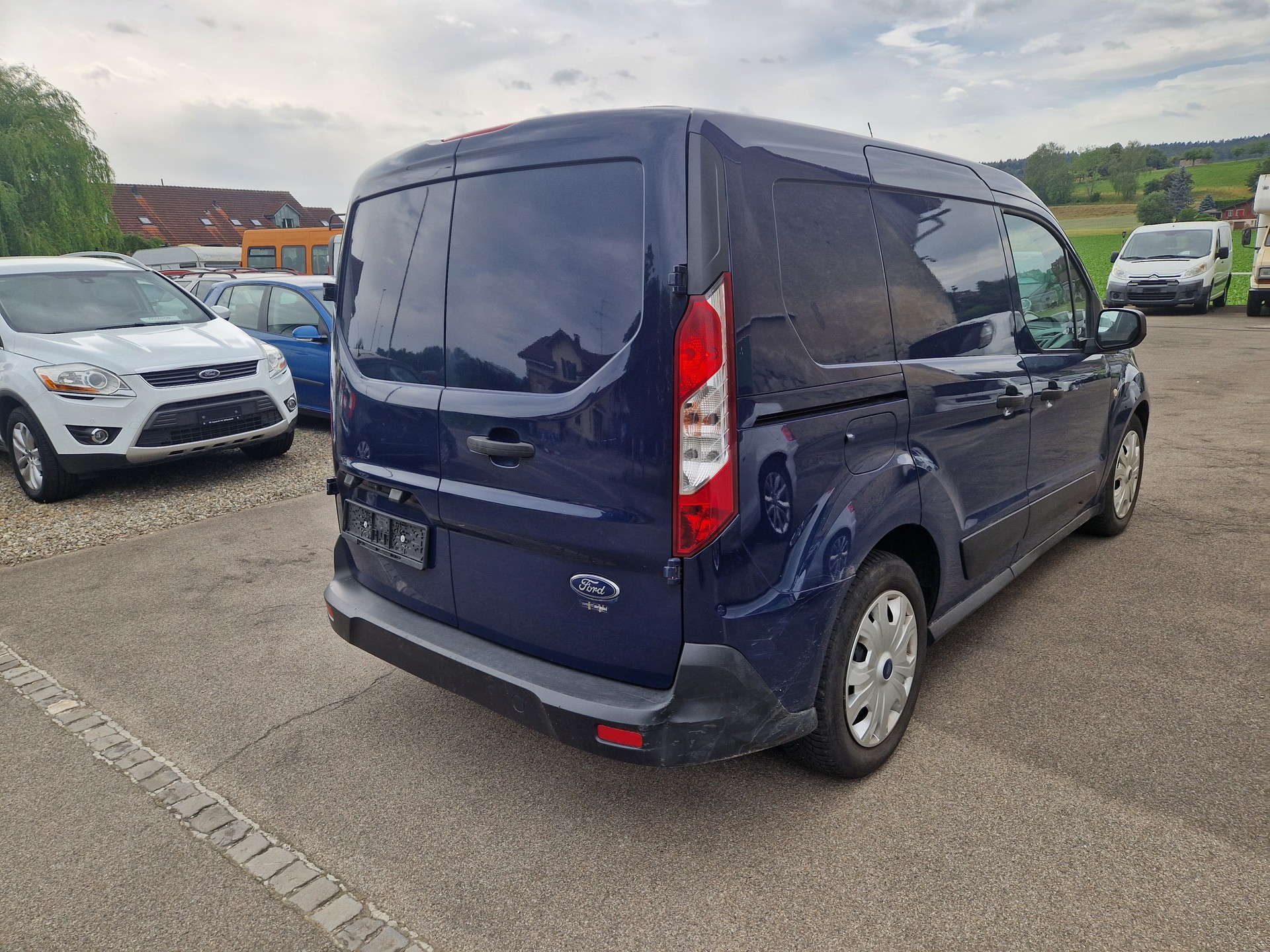 FORD Transit Connect Van T220 1.5 TDCi Ambiente A-image-7