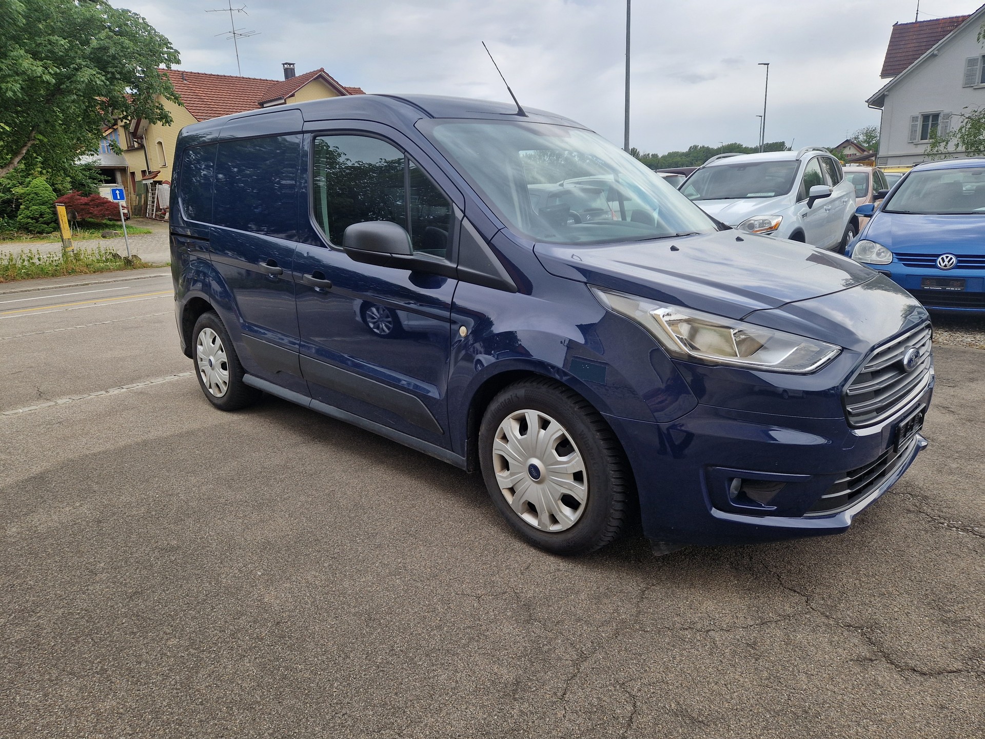 FORD Transit Connect Van T220 1.5 TDCi Ambiente A-image-2