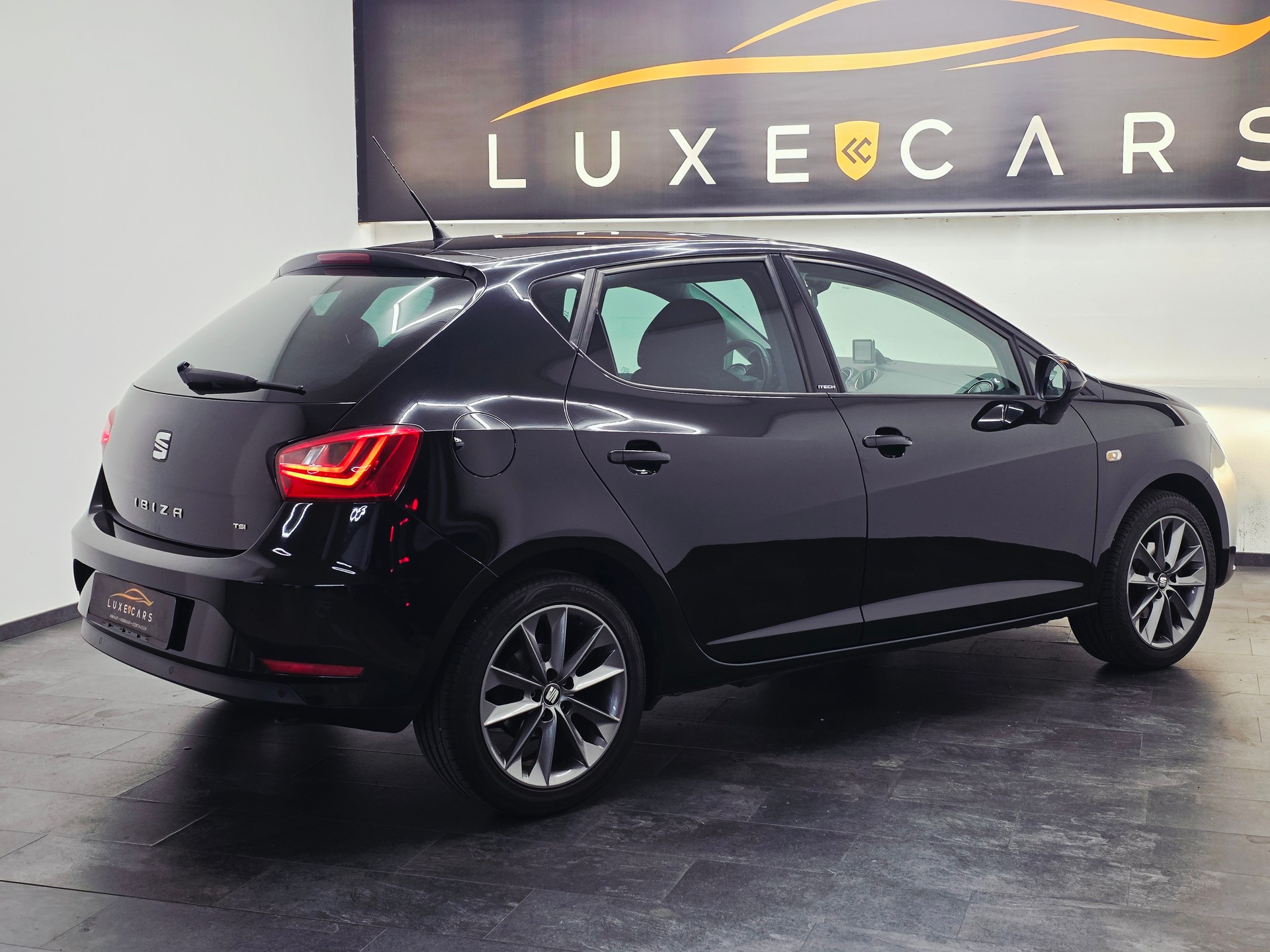 SEAT IBIZA 1.2 TSI FR SPORT VIVA I-TECH*FRISCH MFK UND SERVICE*8 FACH*-image-6