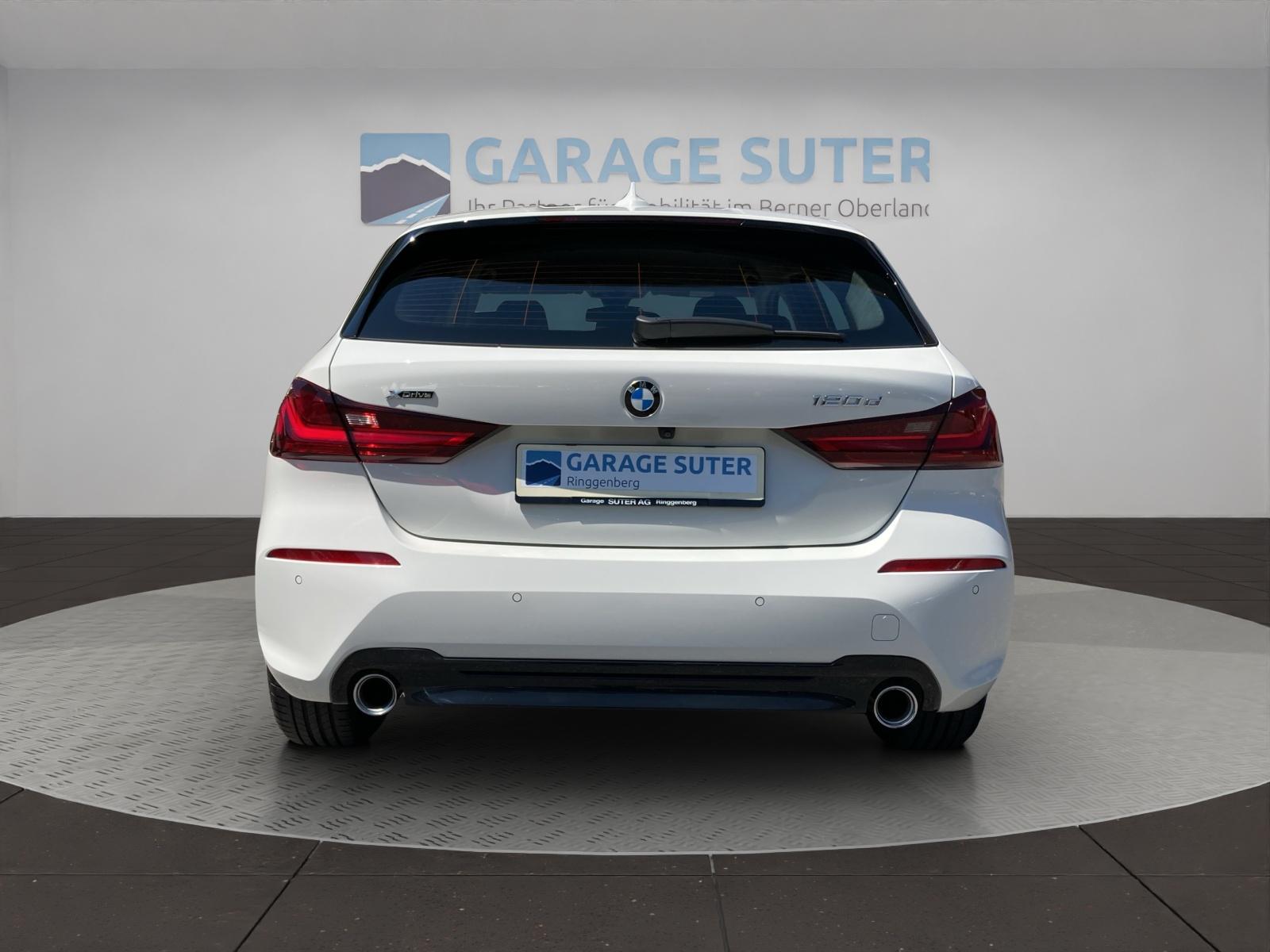 BMW 120d xDrive-image-3