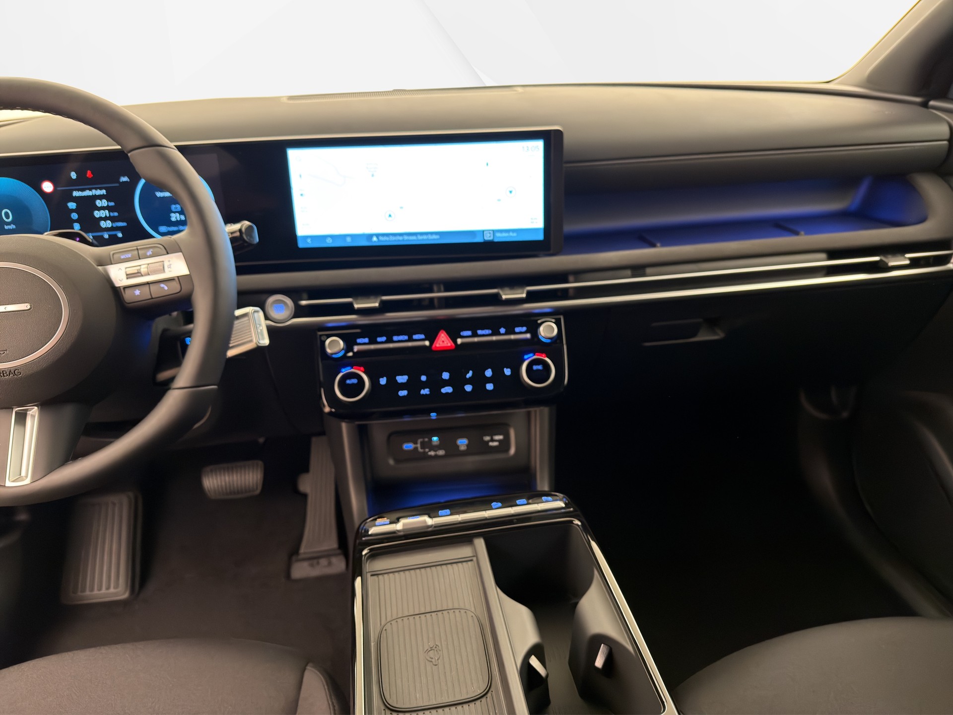 HYUNDAI Tucson 1.6 T-GDi HEV Origo Black Line-image-9
