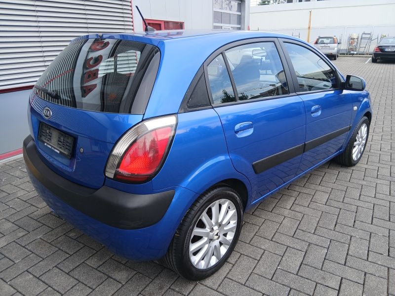 KIA Rio 1.4 16V Trend-image-1