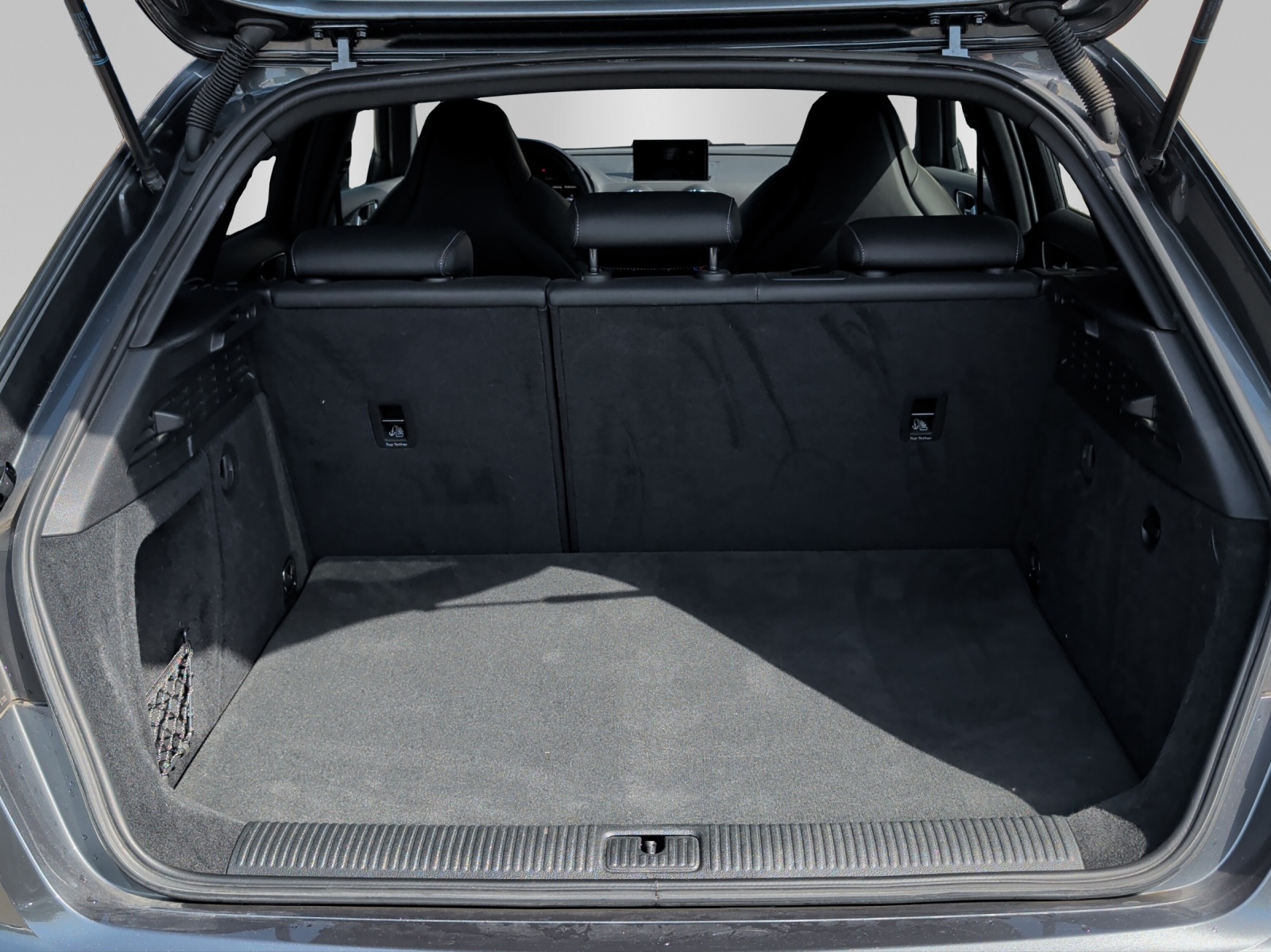 AUDI RS3 Sportback 2.5 TSI quattro S-tronic-image-11