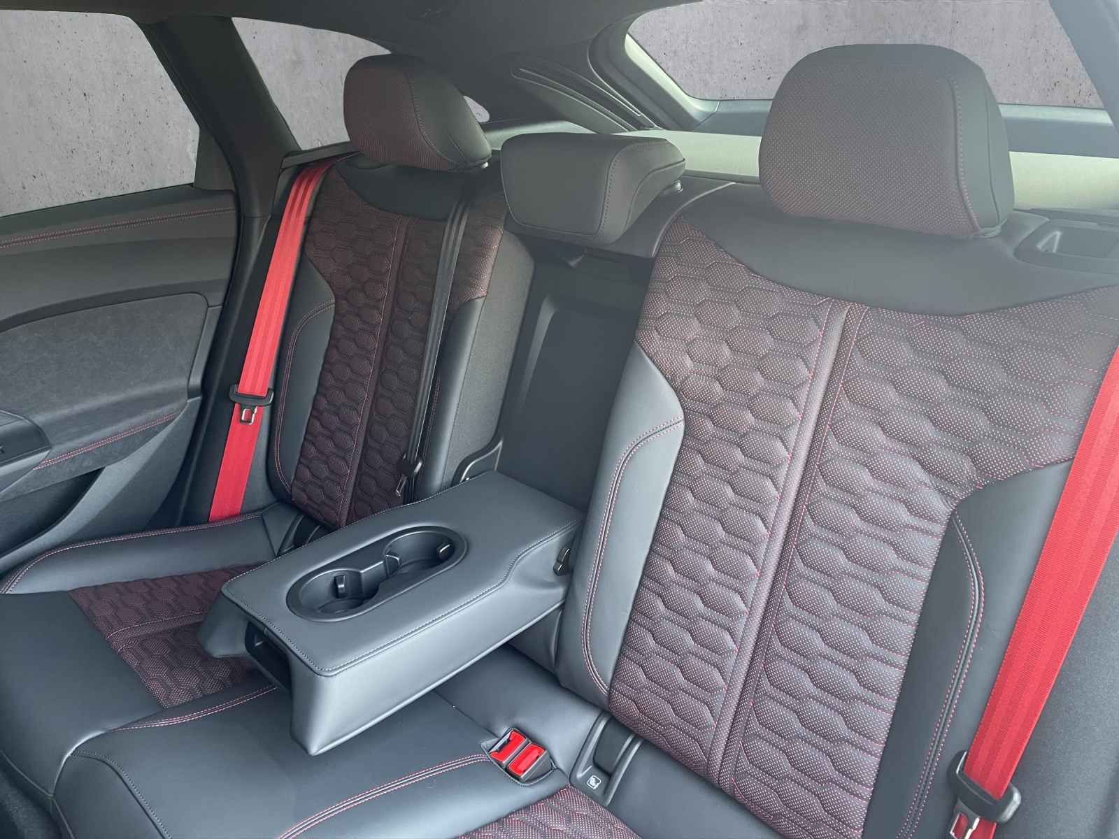 AUDI RS 5 Avant TFSI 470 kW Tiptronic quattro-image-13