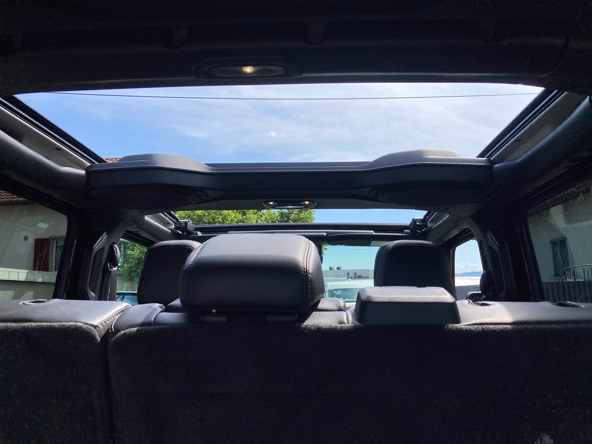 JEEP Wrangler 2.0 PHEV Unlimited Rubicon DT Automatic-image-12