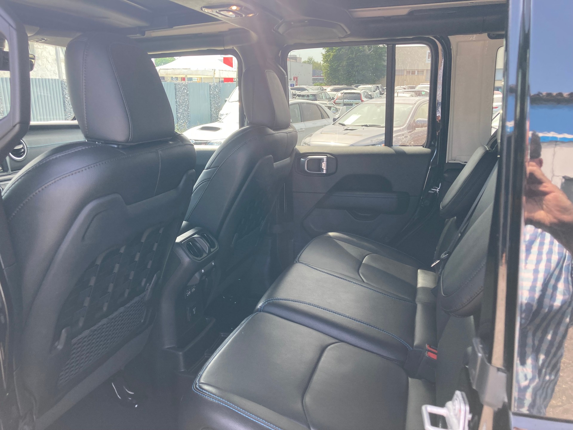 JEEP Wrangler 2.0 PHEV Unlimited Rubicon DT Automatic-image-7