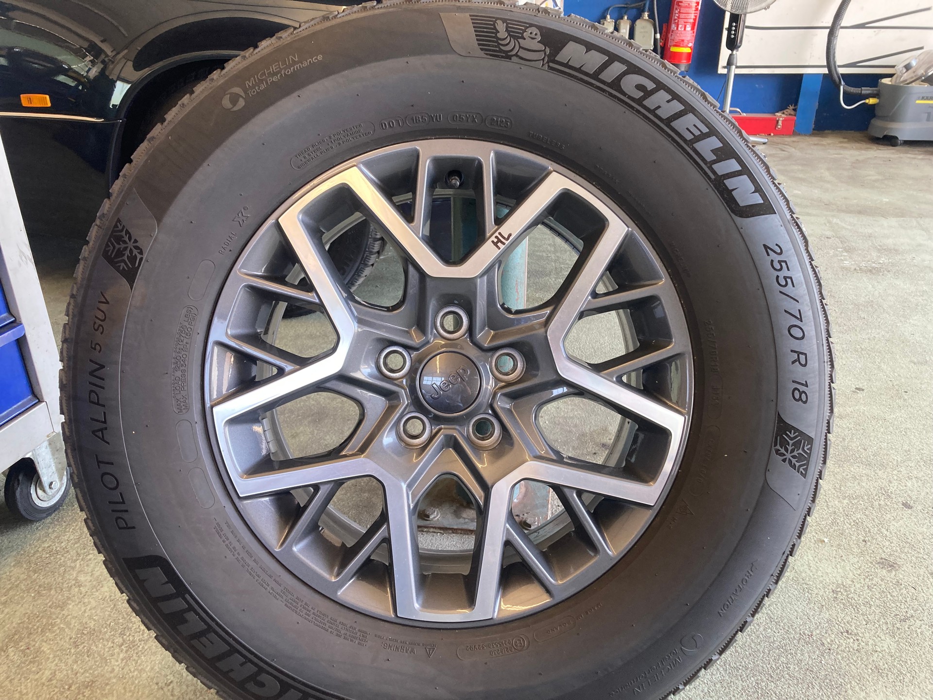 JEEP Wrangler 2.0 PHEV Unlimited Rubicon DT Automatic-image-15