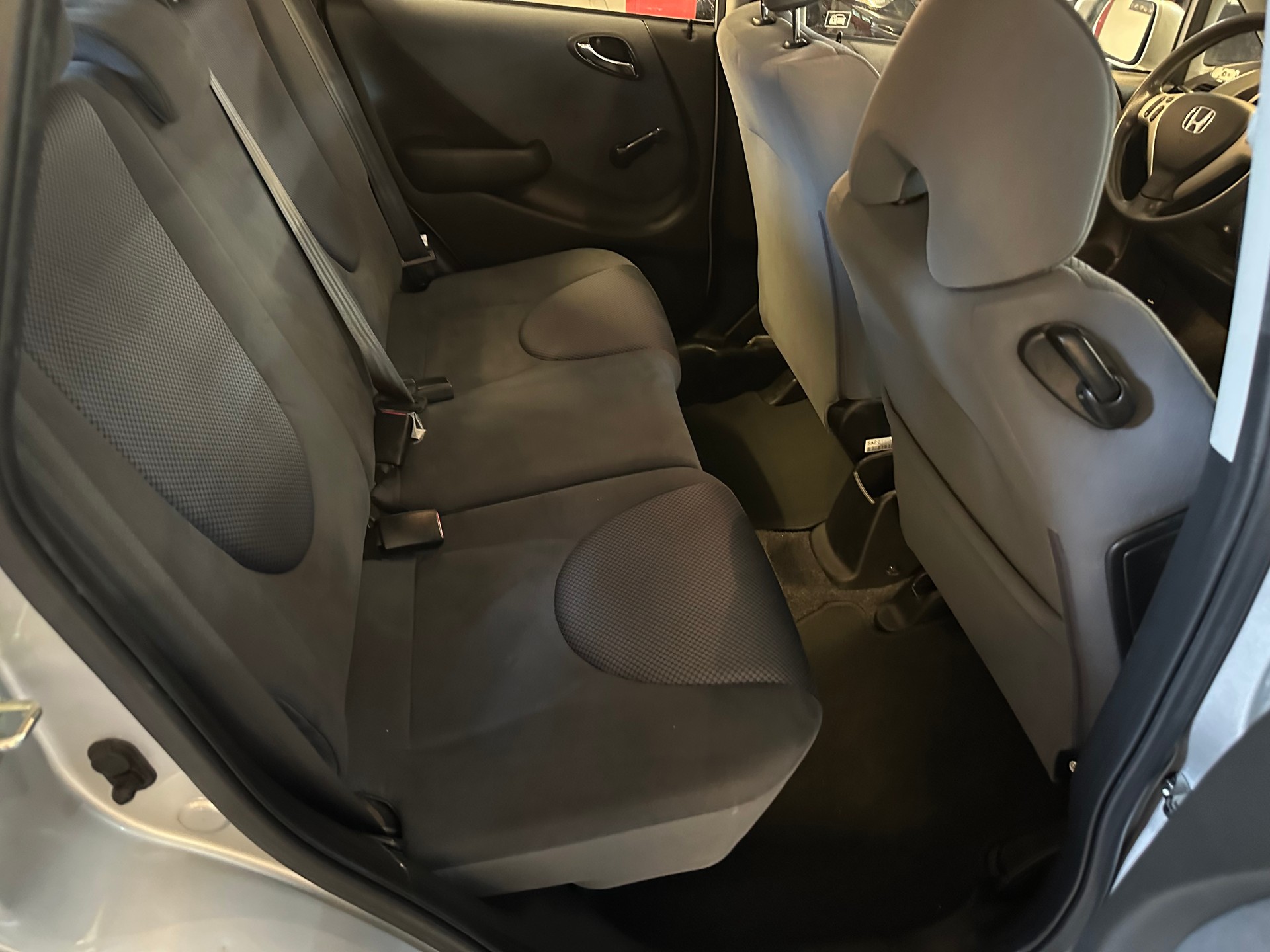 HONDA Jazz 1.4i LS Formula 1 CVT-image-8