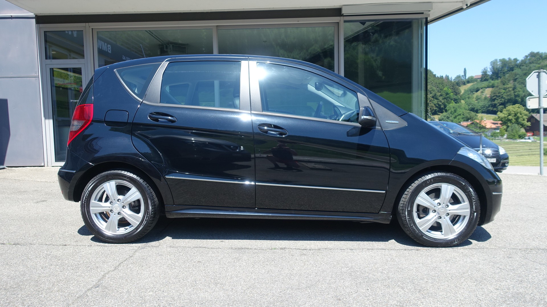 MERCEDES-BENZ A 180 Avantgarde Selection Autotronic-image-7