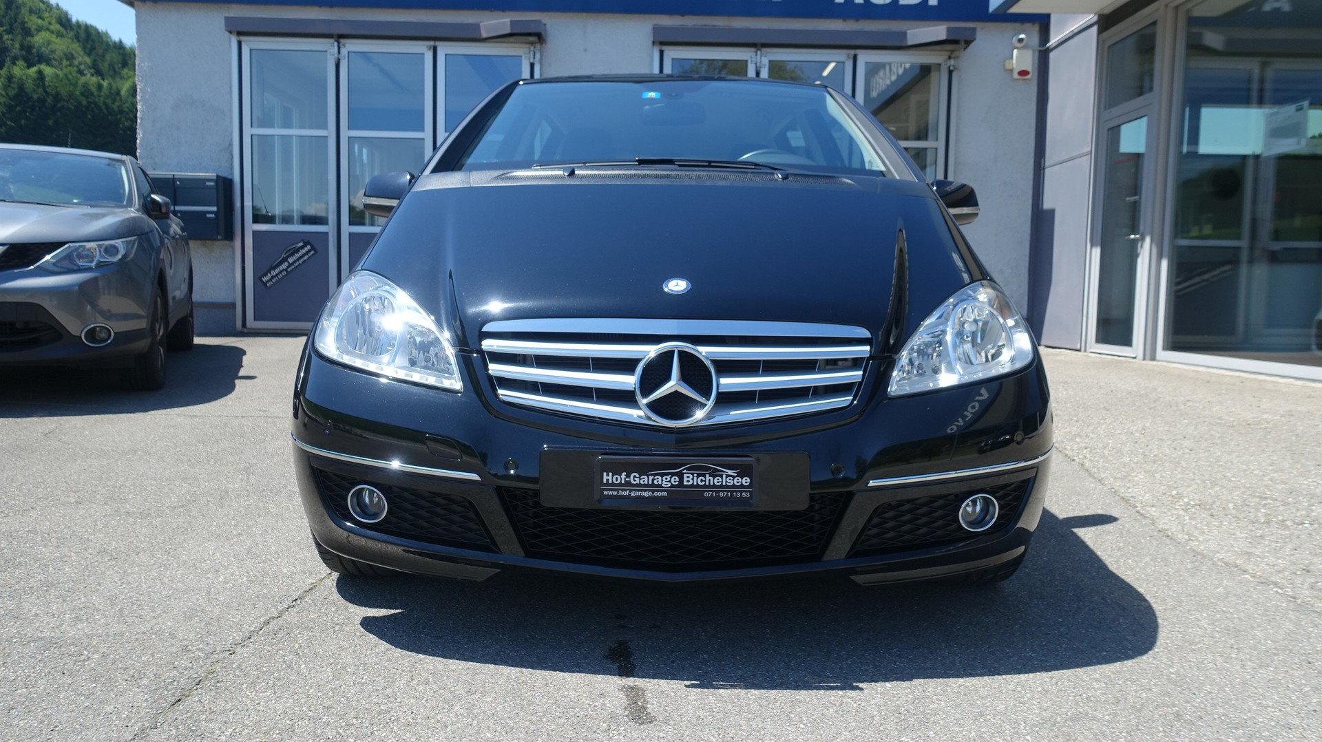 MERCEDES-BENZ A 180 Avantgarde Selection Autotronic-image-2