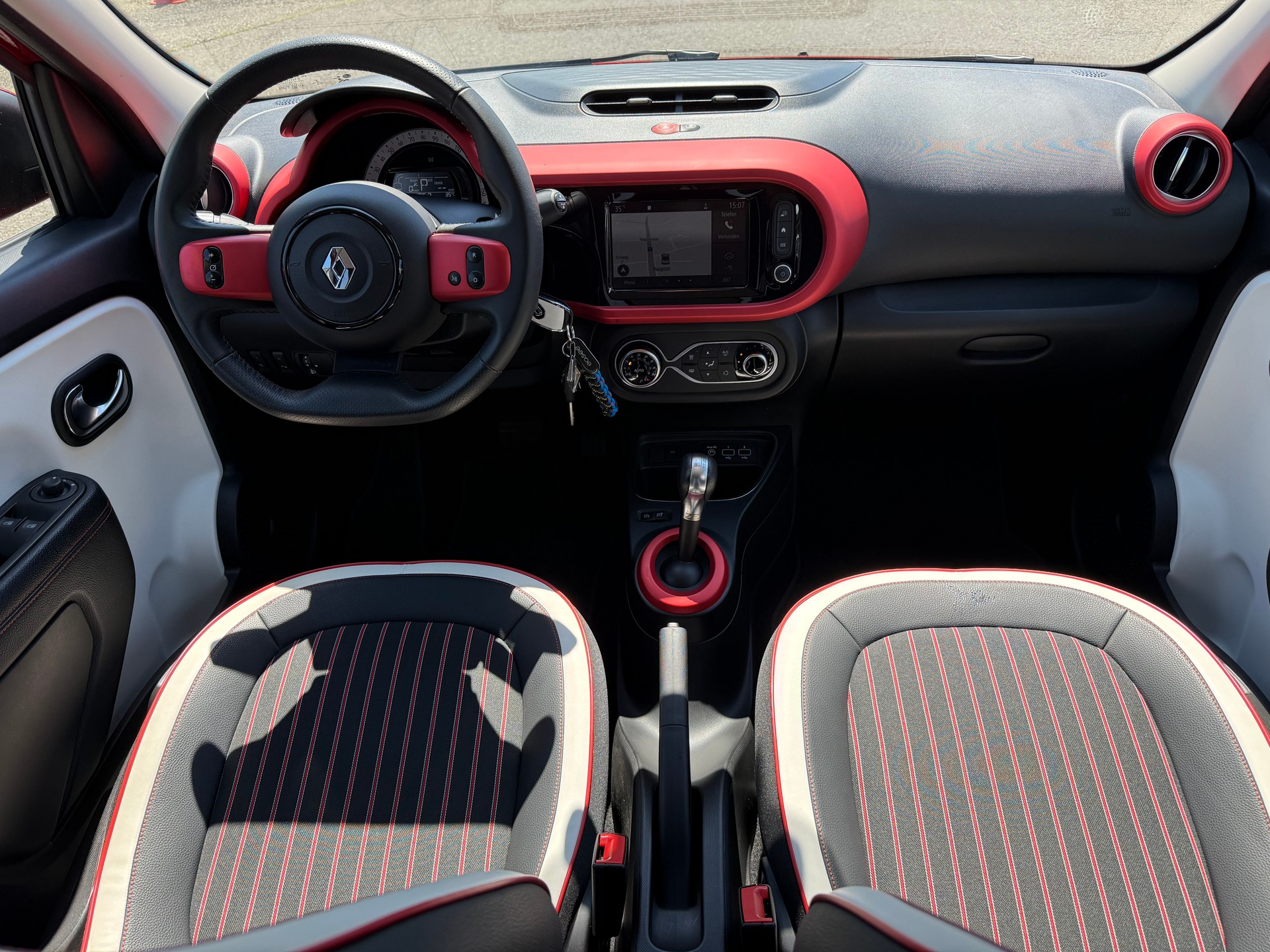 RENAULT Twingo Electric Intens-image-8