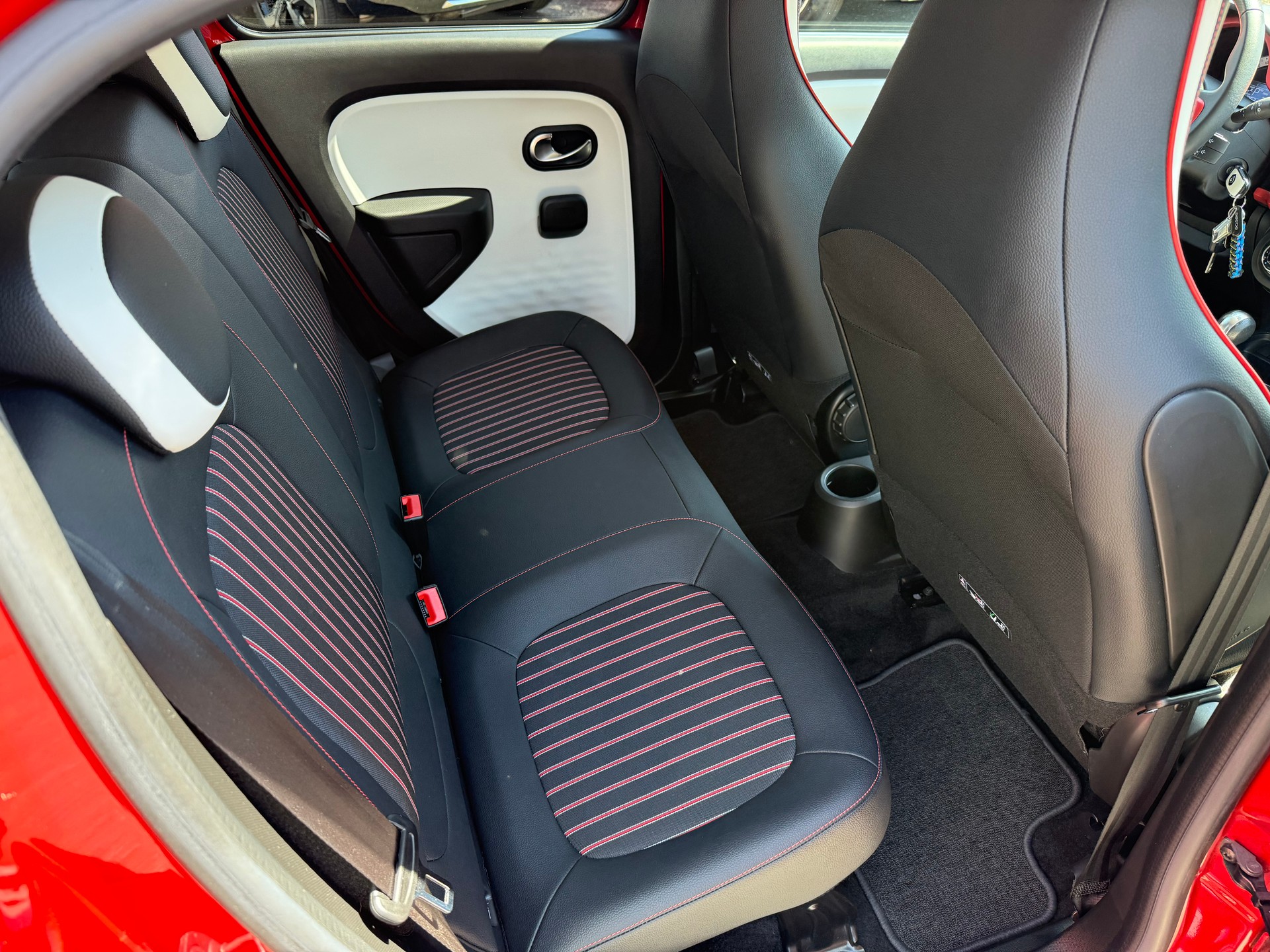 RENAULT Twingo Electric Intens-image-11