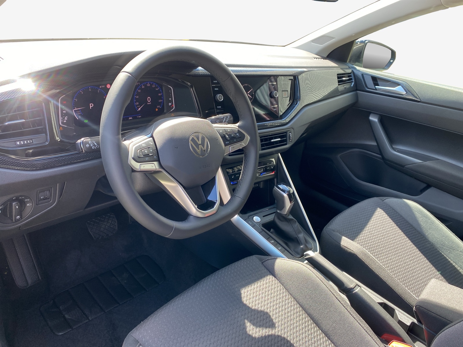 VW Polo 1.0 TSI Life DSG-image-14