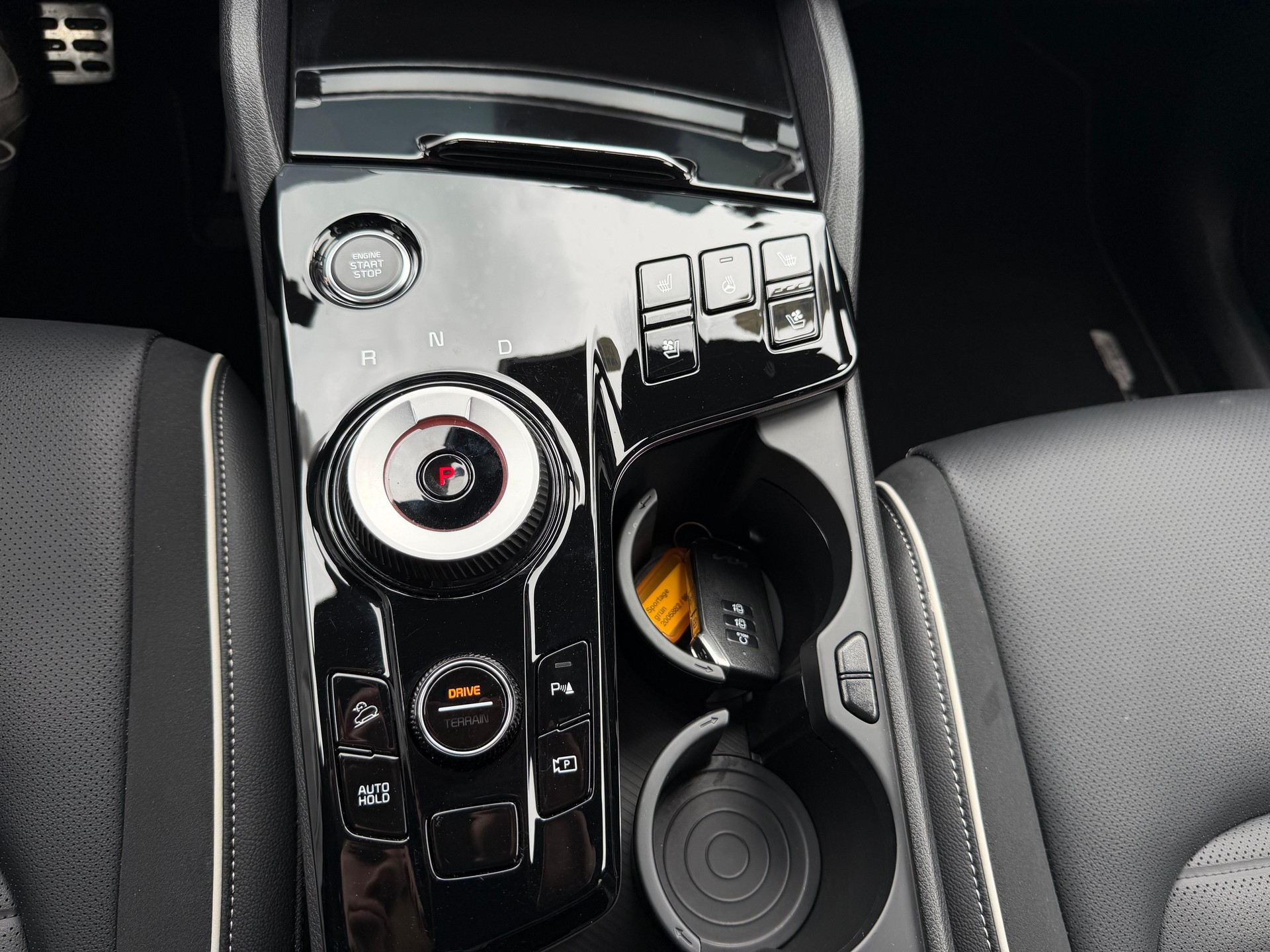 KIA Sportage 1.6 T-GDi Hybrid GT-Line-image-6