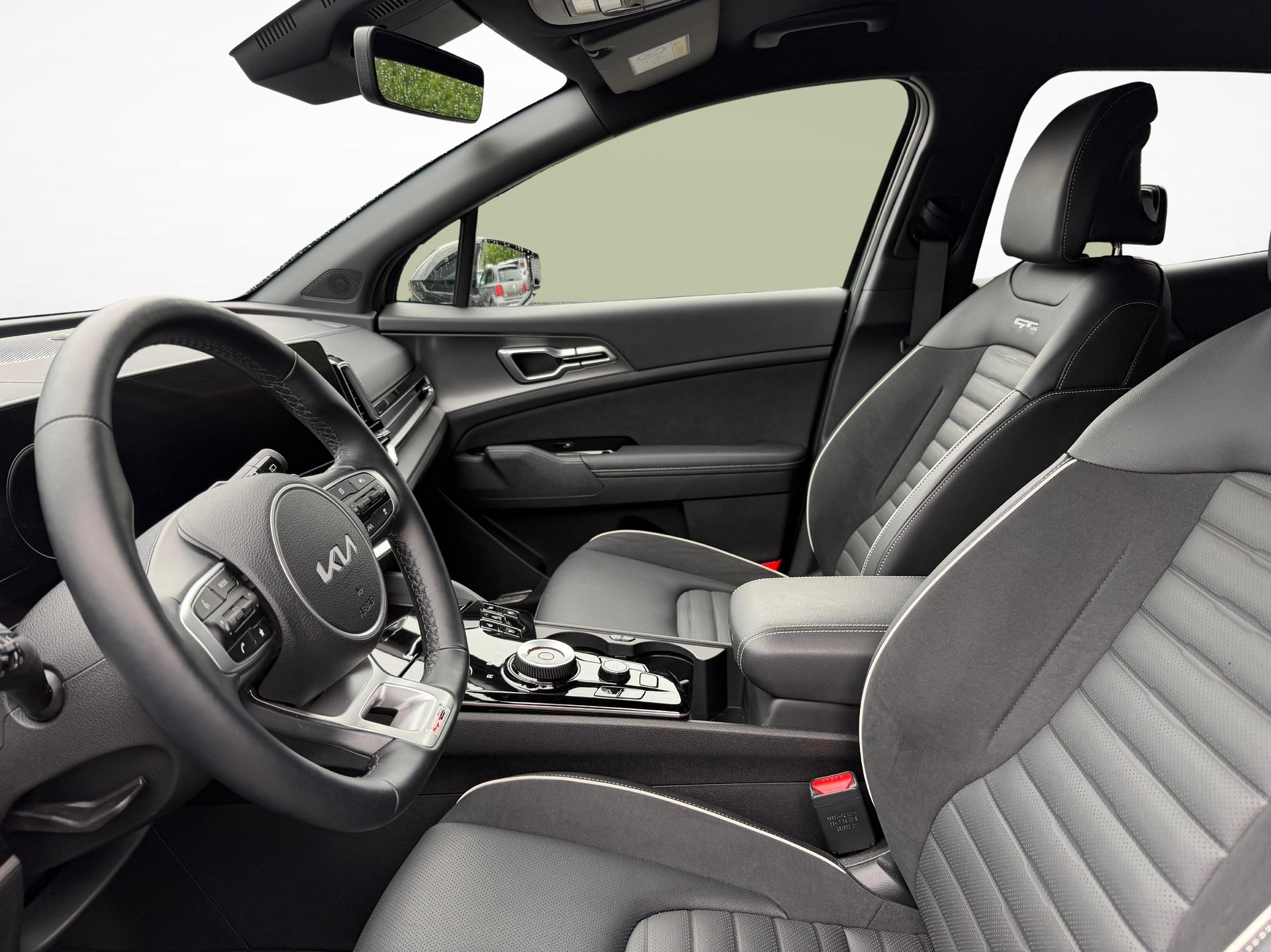 KIA Sportage 1.6 T-GDi Hybrid GT-Line-image-1