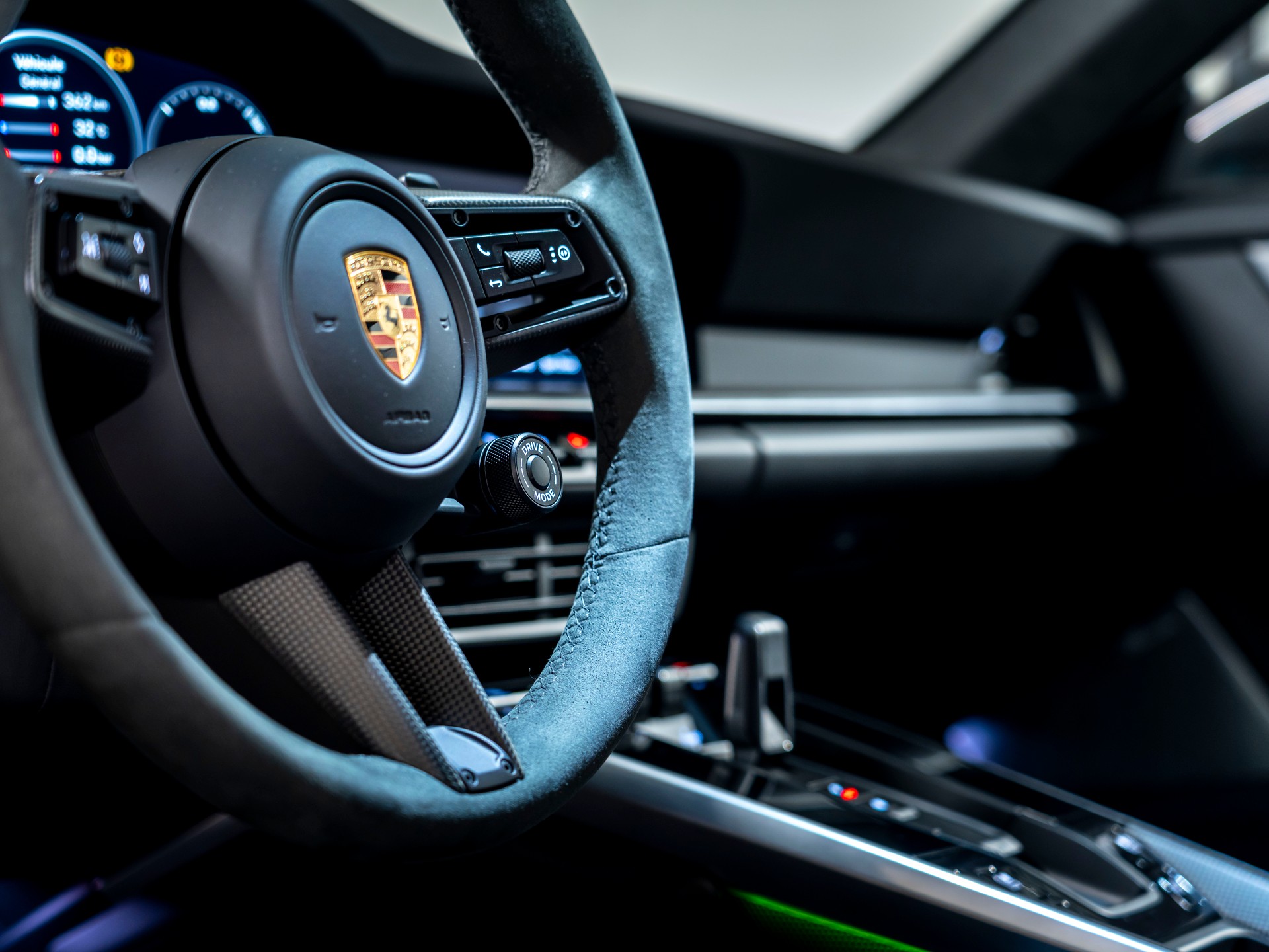 PORSCHE 911 Turbo S PDK-image-17