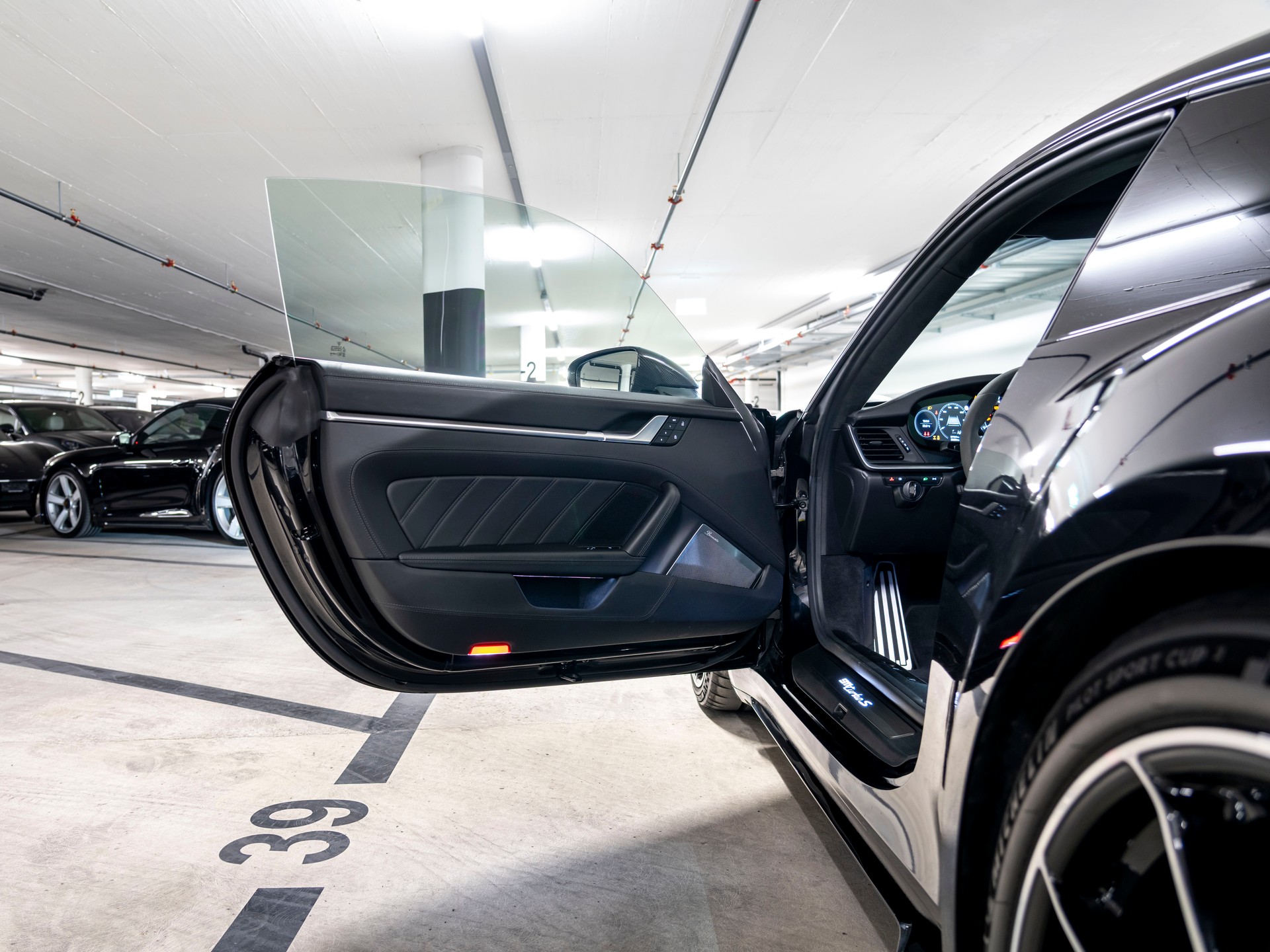 PORSCHE 911 Turbo S PDK-image-12