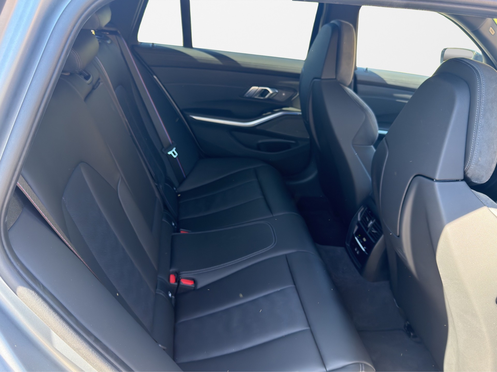 BMW M3 Touring xDrive Competition M-image-14
