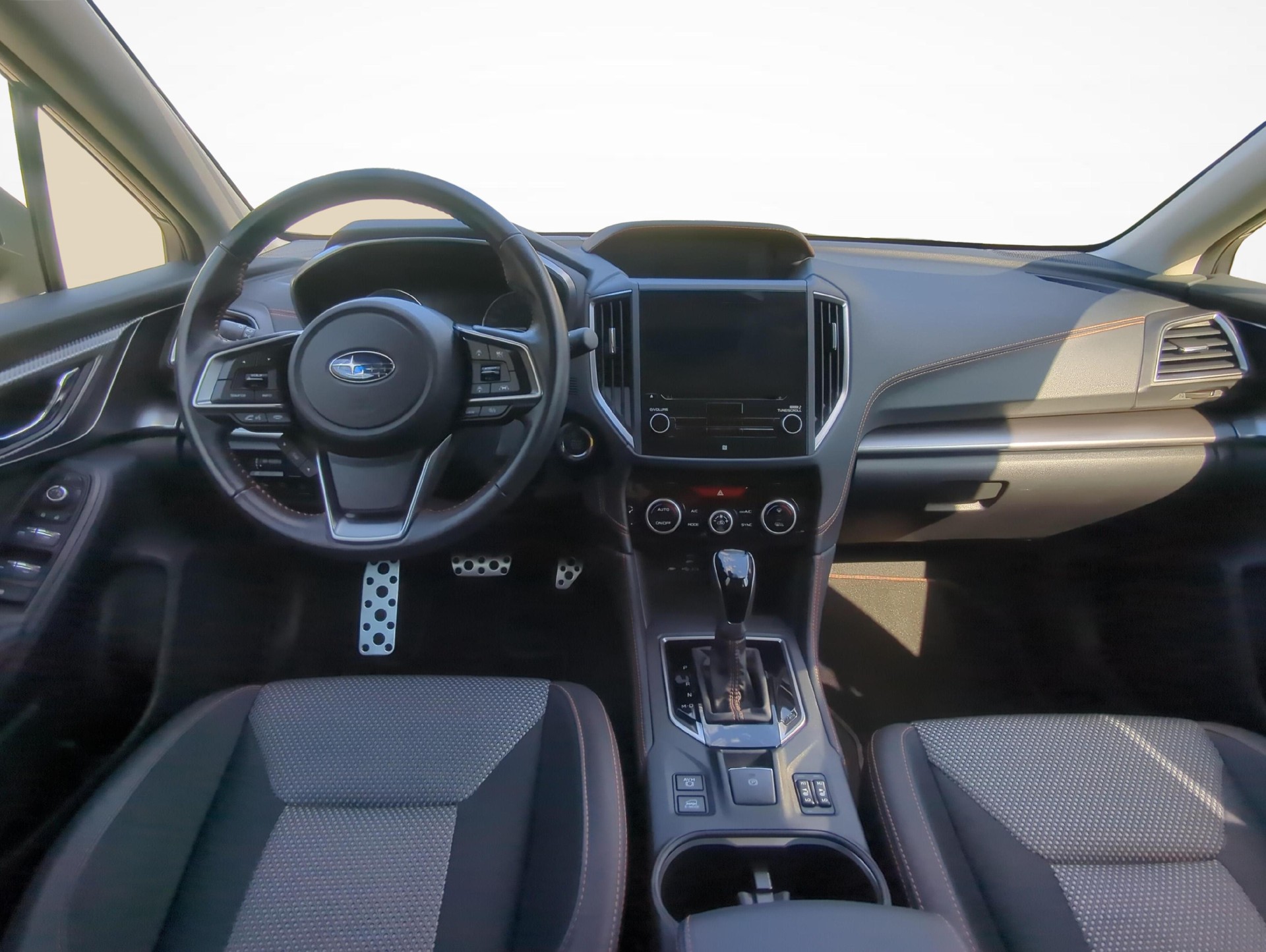 SUBARU XV 2.0i e-Boxer Swiss Plus-image-8