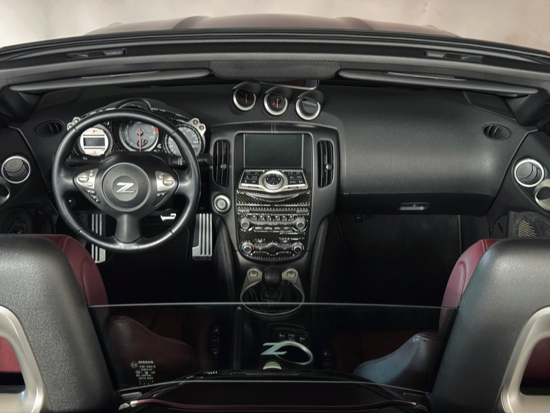 NISSAN 370 Z Roadster Pack-image-14
