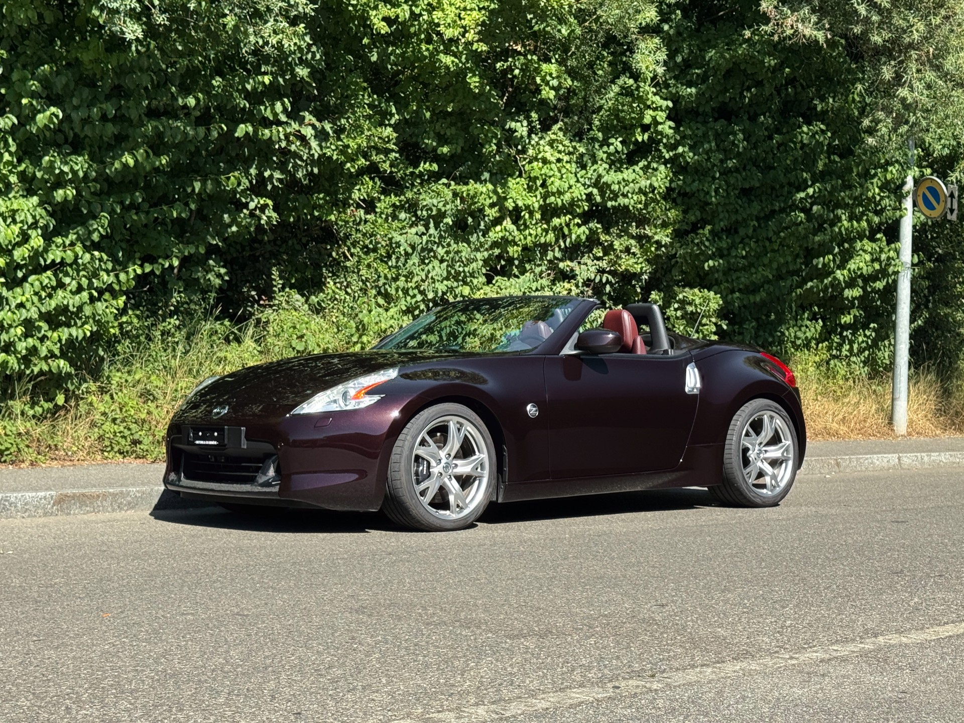 NISSAN 370 Z Roadster Pack-image-2